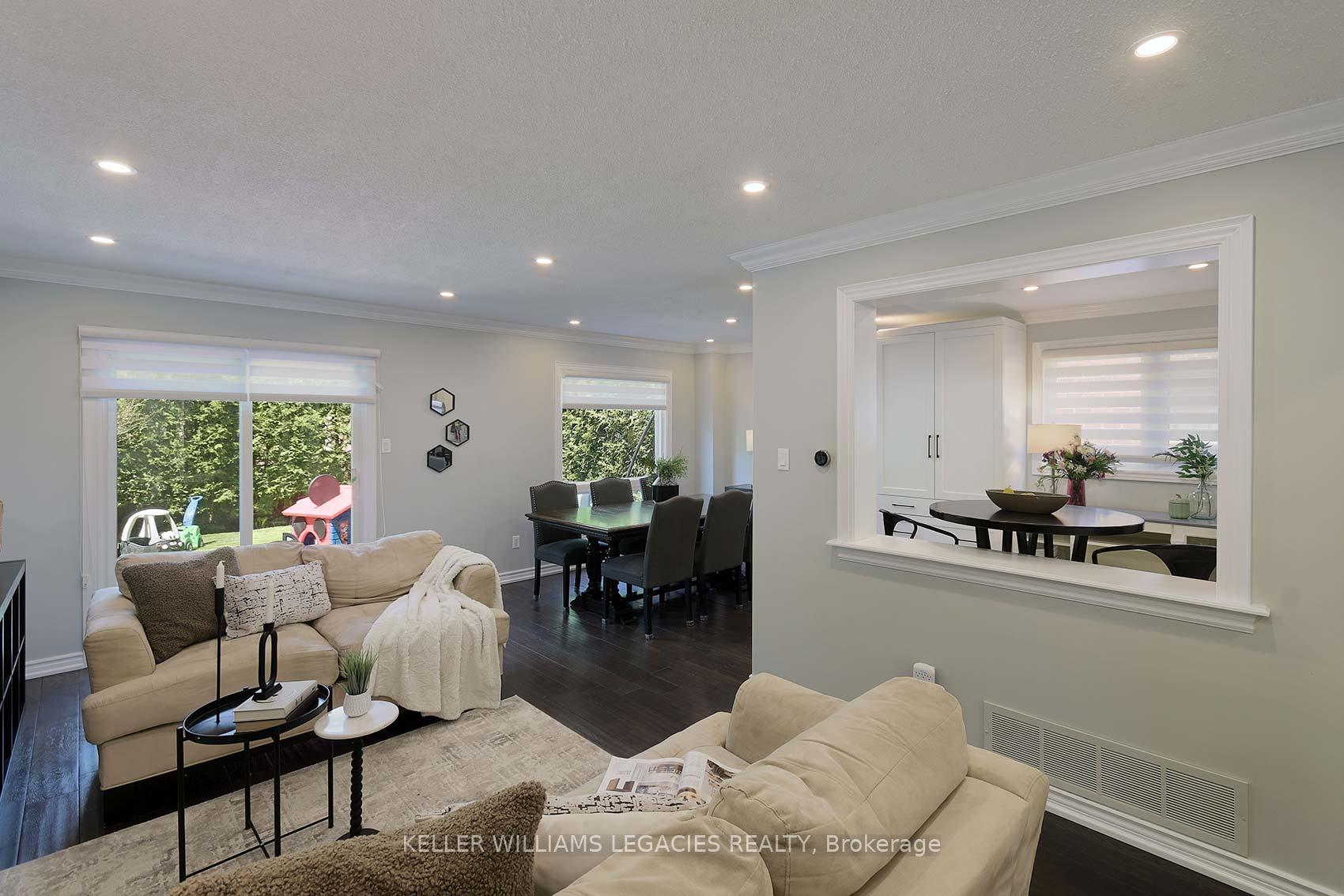 Photo 9 of 66 Delmark Boulevard, Markham, Sherwood-Amberglen — HOMEH