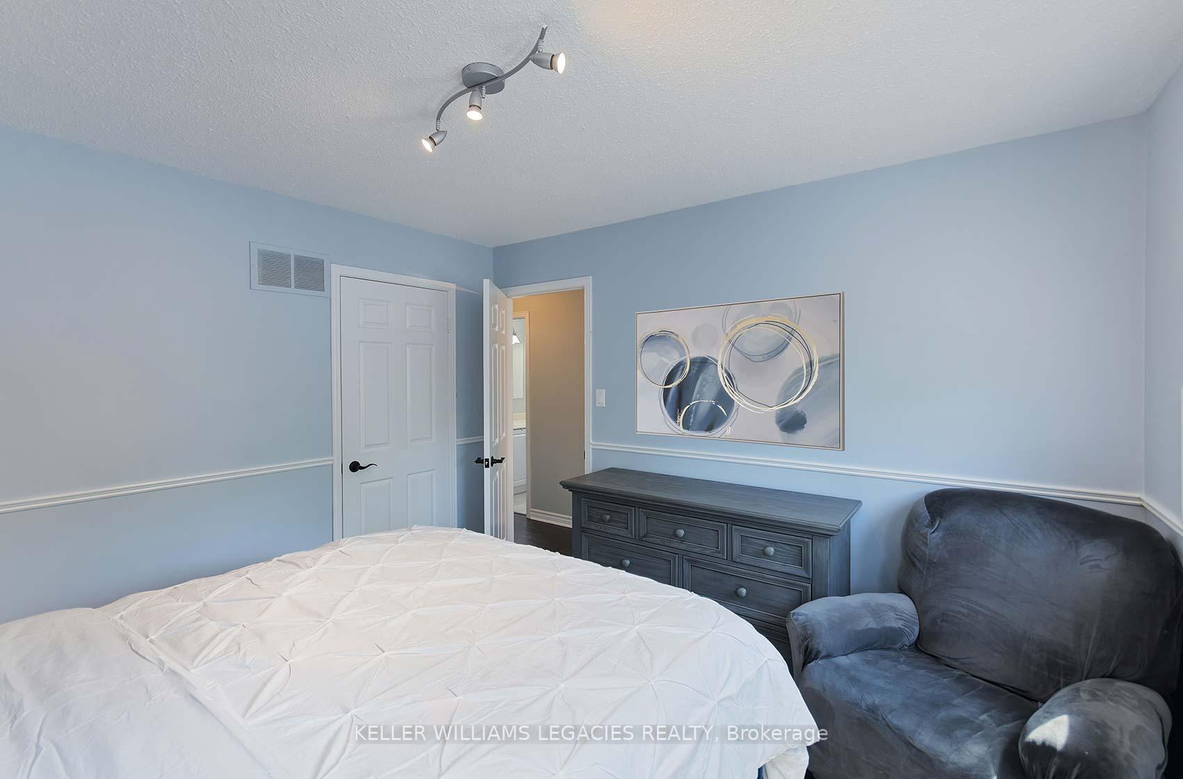 Photo 25 of 66 Delmark Boulevard, Markham, Sherwood-Amberglen — HOMEH
