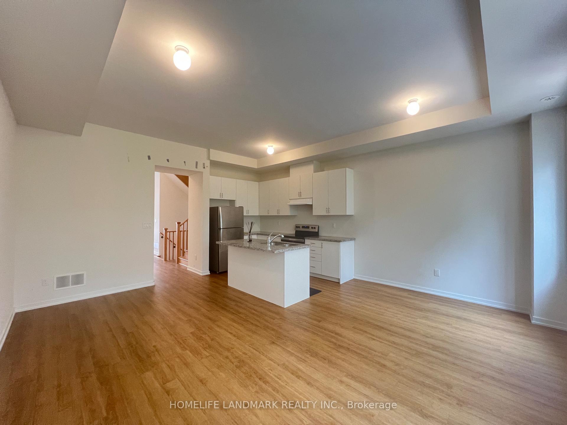 Photo 3 of 74 Pantheon Lane, Markham, Wismer — HOMEH