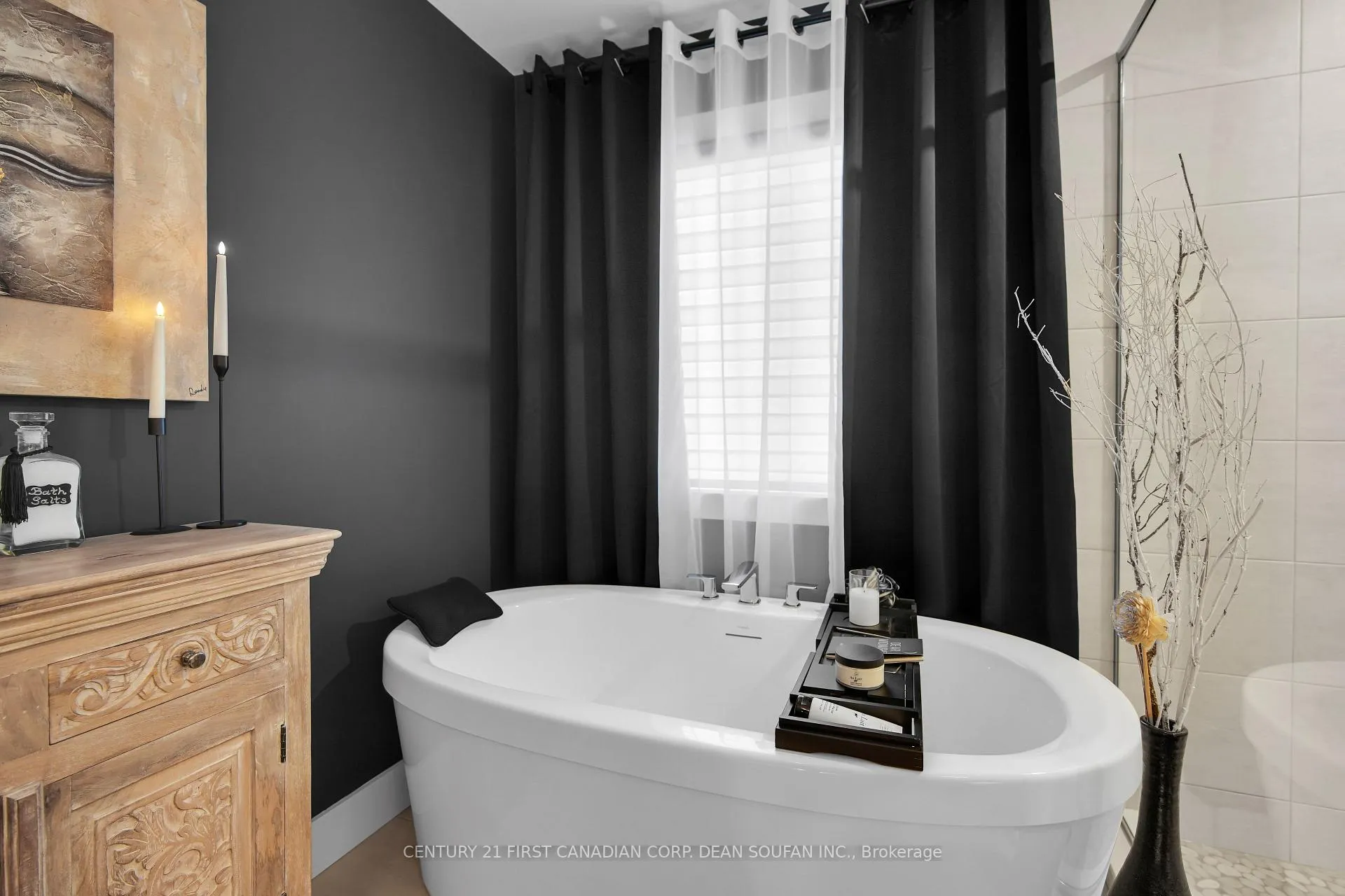 Photo 30 of 102 Daventry Way, Middlesex Centre, Kilworth — HOMEH