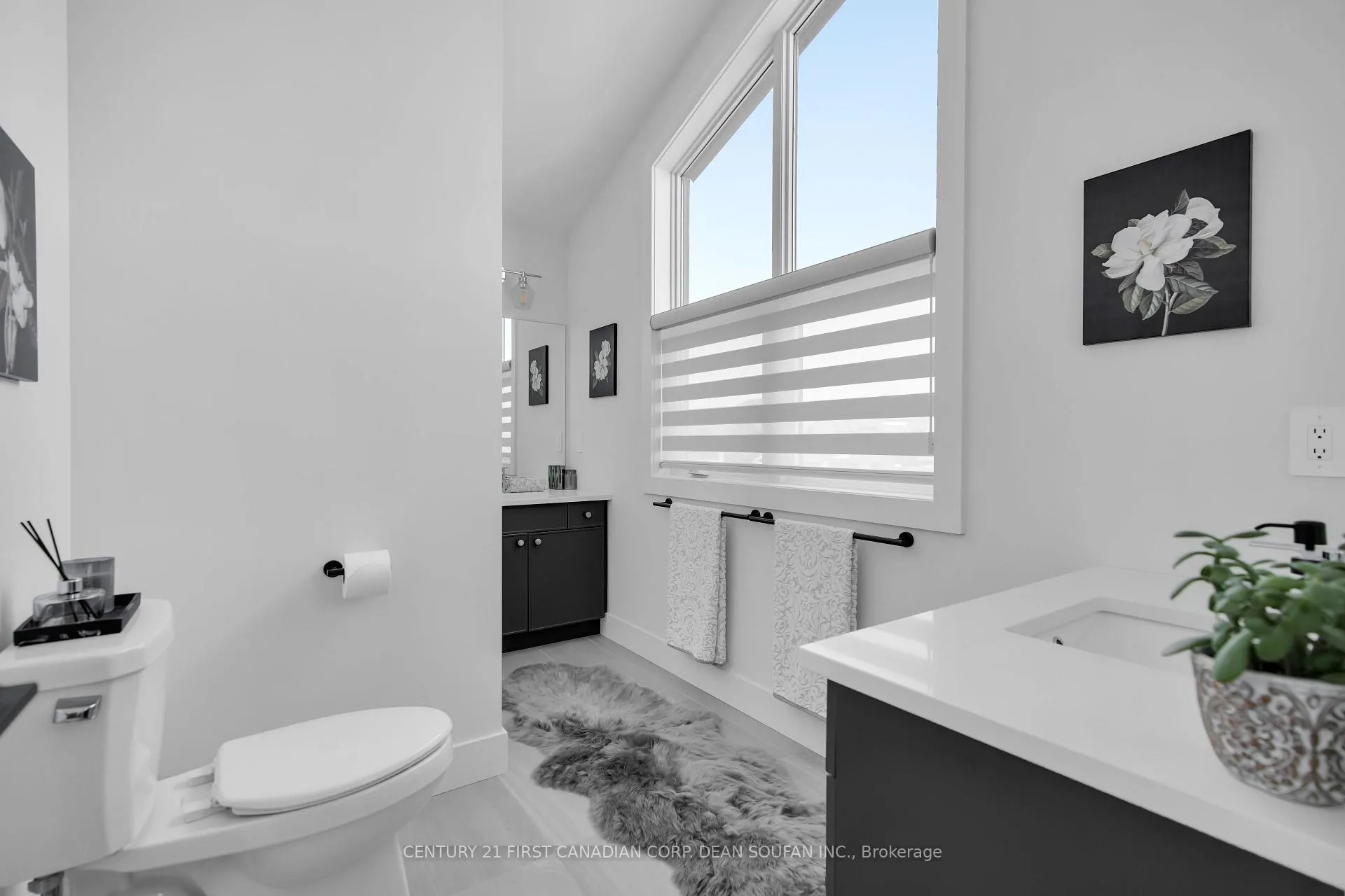 Photo 34 of 102 Daventry Way, Middlesex Centre, Kilworth — HOMEH