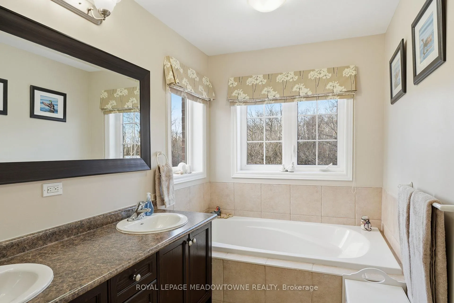 Photo 32 of 633 Wettlaufer Terrace, Milton, Scott — HOMEH