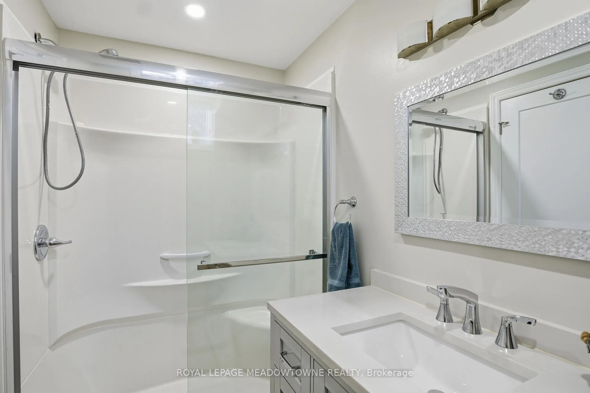 Photo 40 of 633 Wettlaufer Terrace, Milton, Scott — HOMEH
