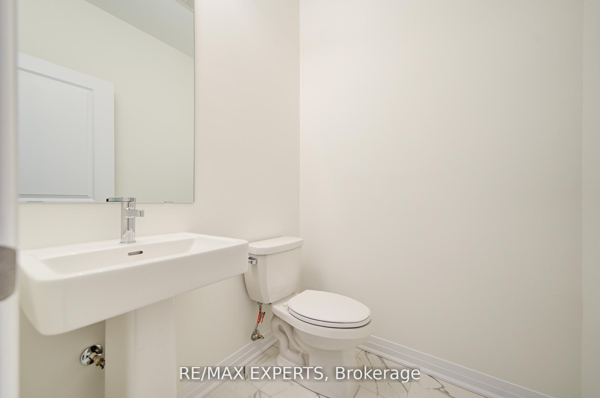 Photo 7 of 564 Hudson Crescent, Midland — HOMEH