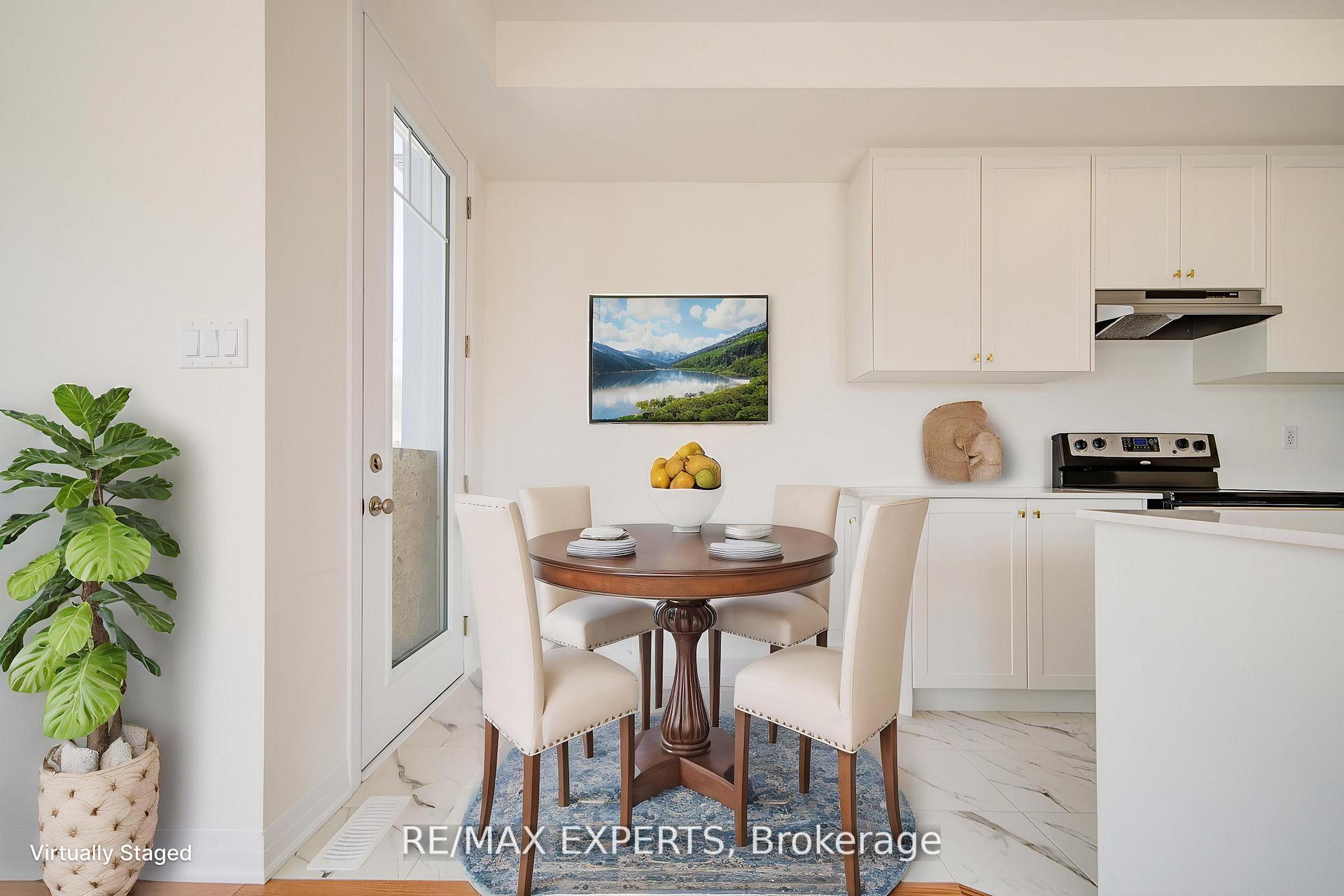 Photo 15 of 564 Hudson Crescent, Midland — HOMEH