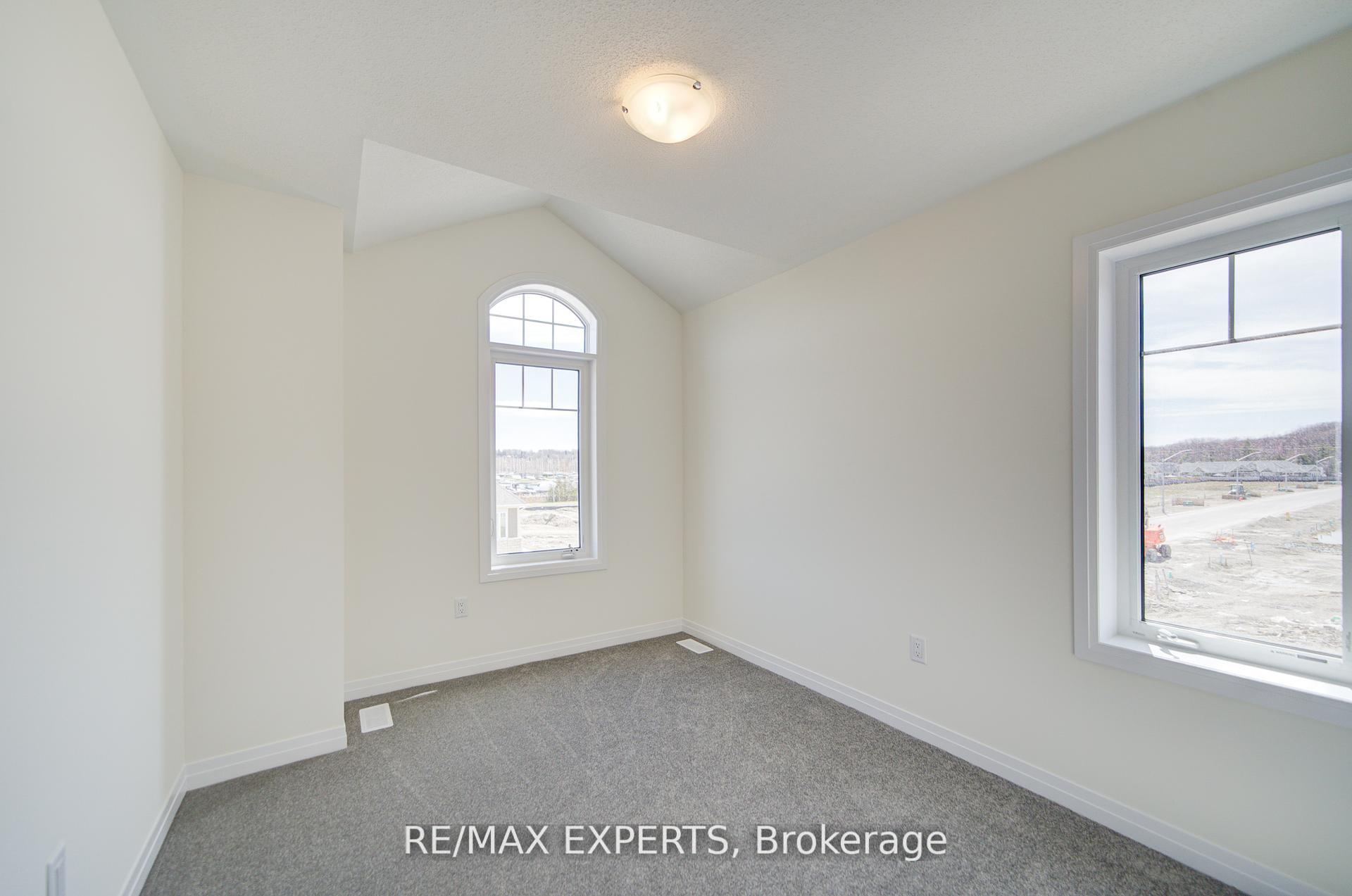 Photo 26 of 564 Hudson Crescent, Midland — HOMEH