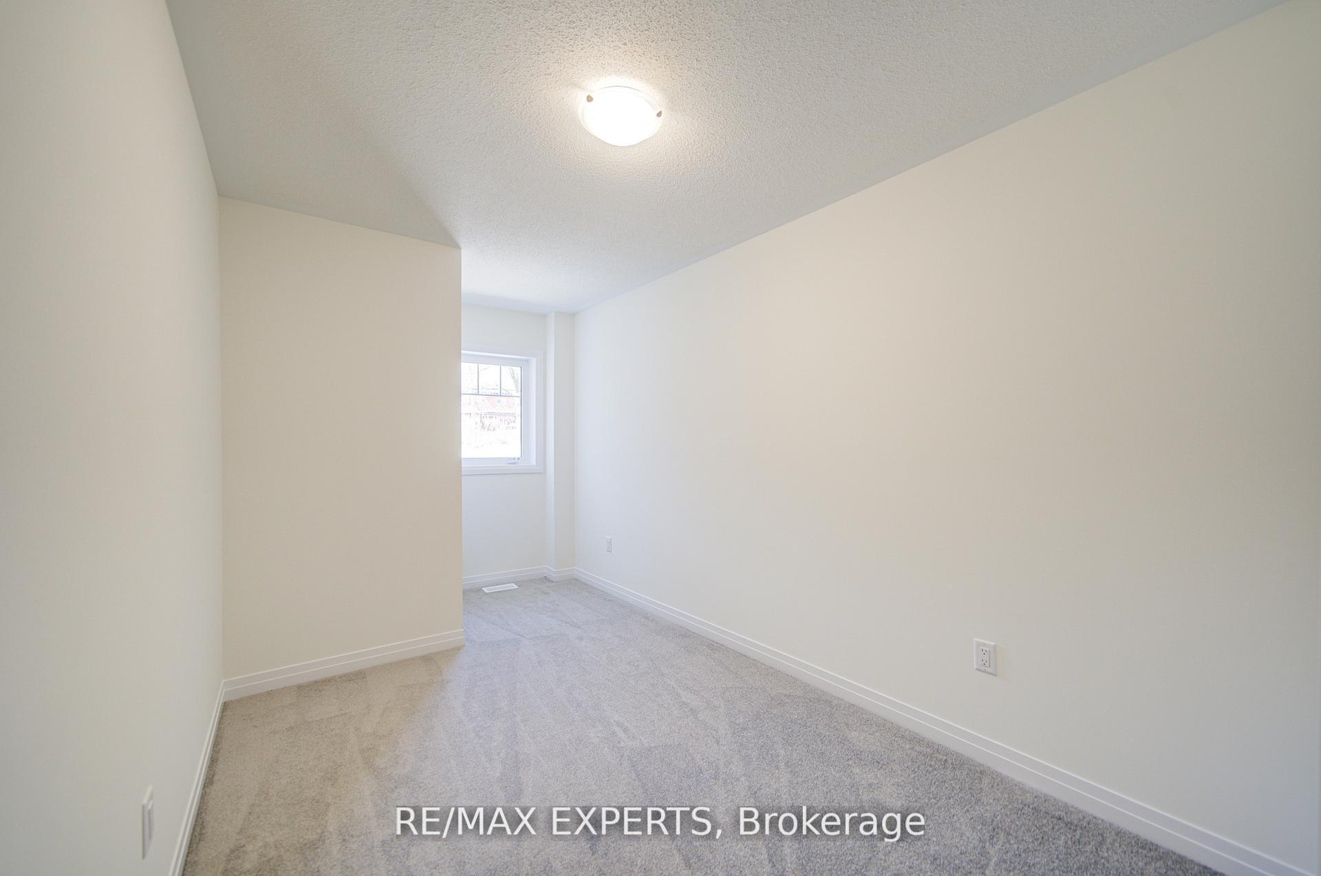 Photo 32 of 564 Hudson Crescent, Midland — HOMEH