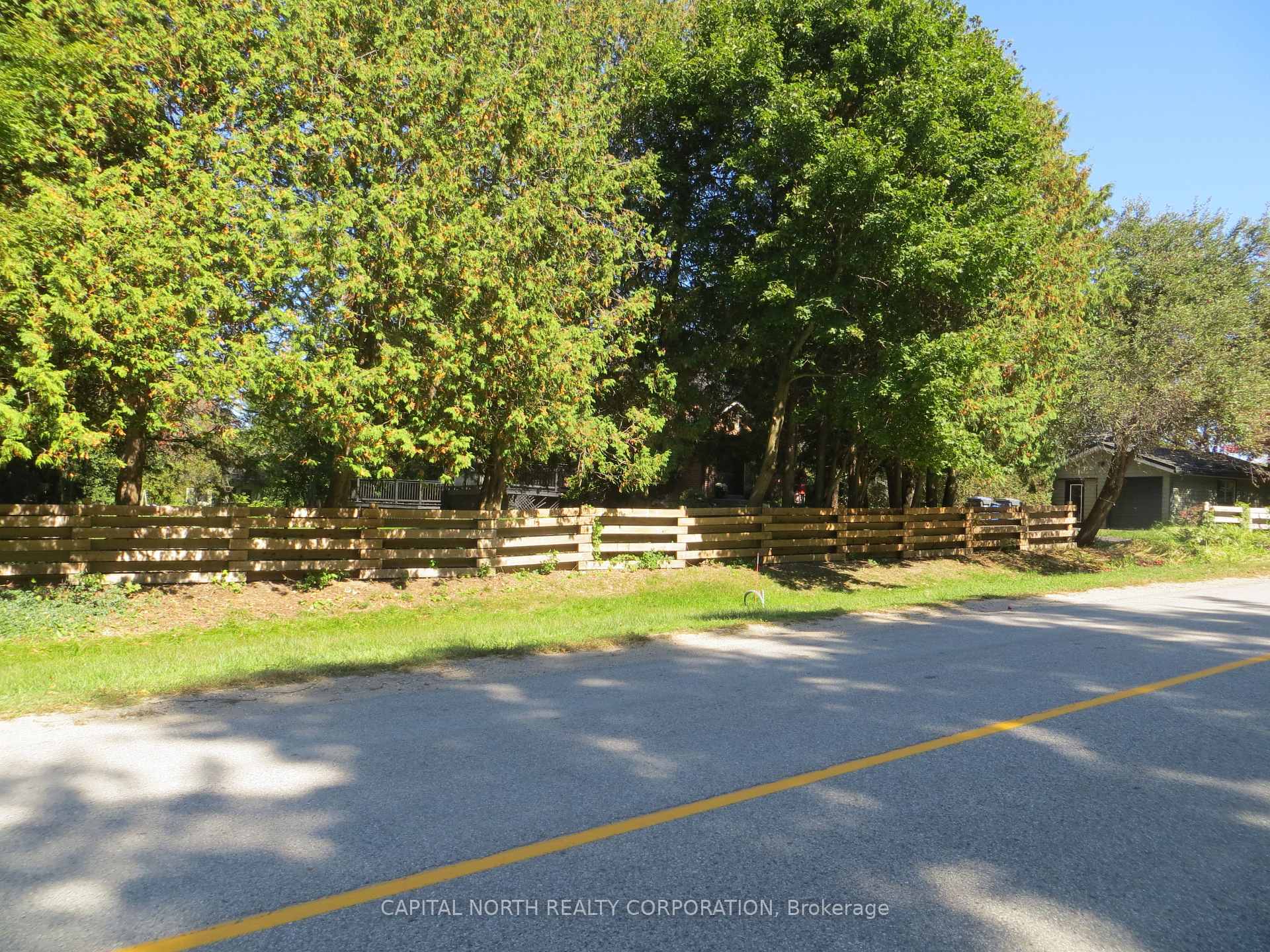 Photo 2 of 286351 10th Side Road, Mono, Rural Mono — HOMEH