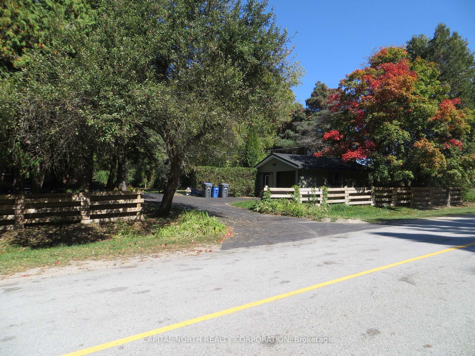 Photo 3 of 286351 10th Side Road, Mono, Rural Mono — HOMEH