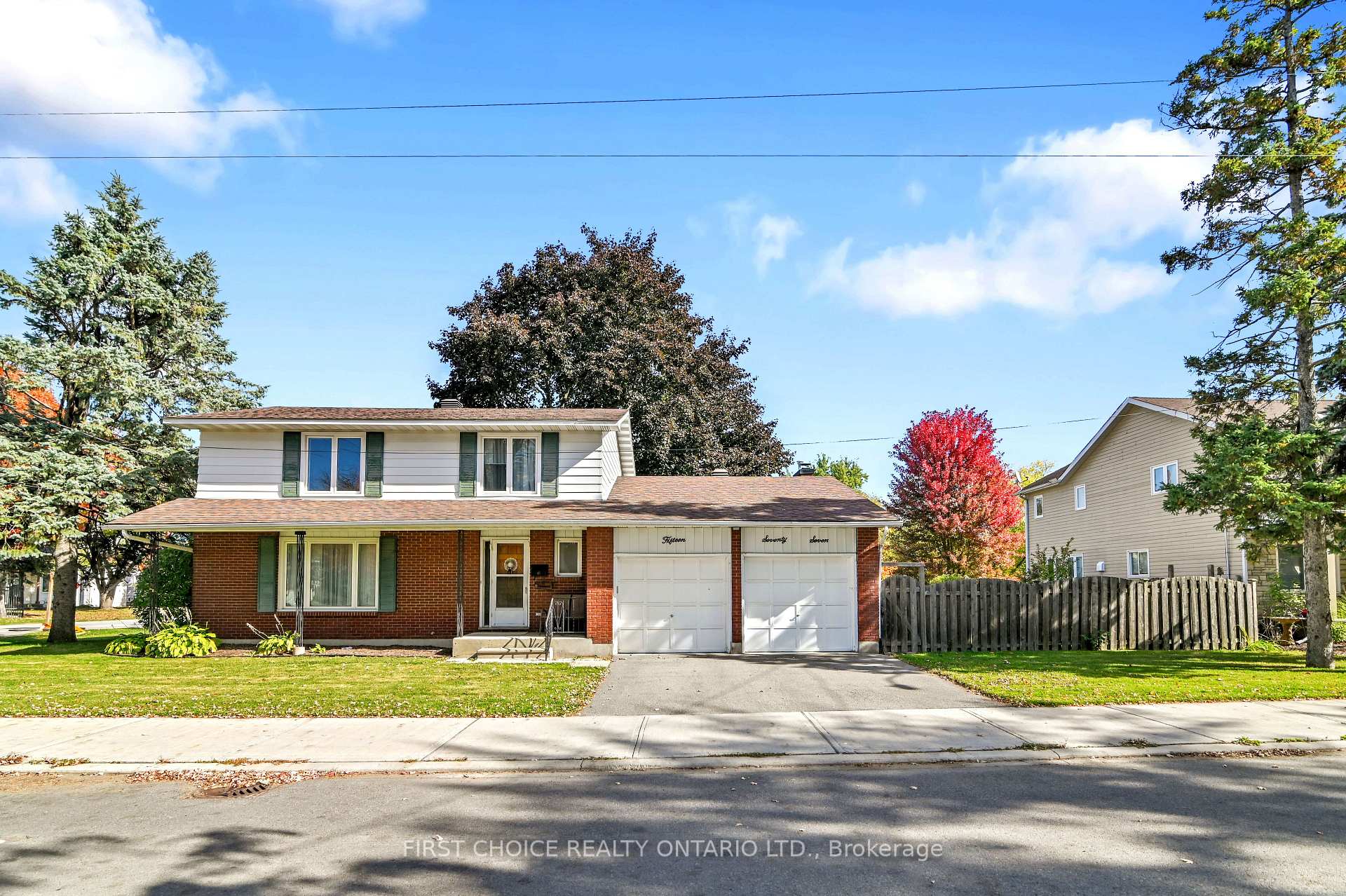 Photo 1 of 1577 Claymor Avenue, Ottawa, Carleton Heights — HOMEH