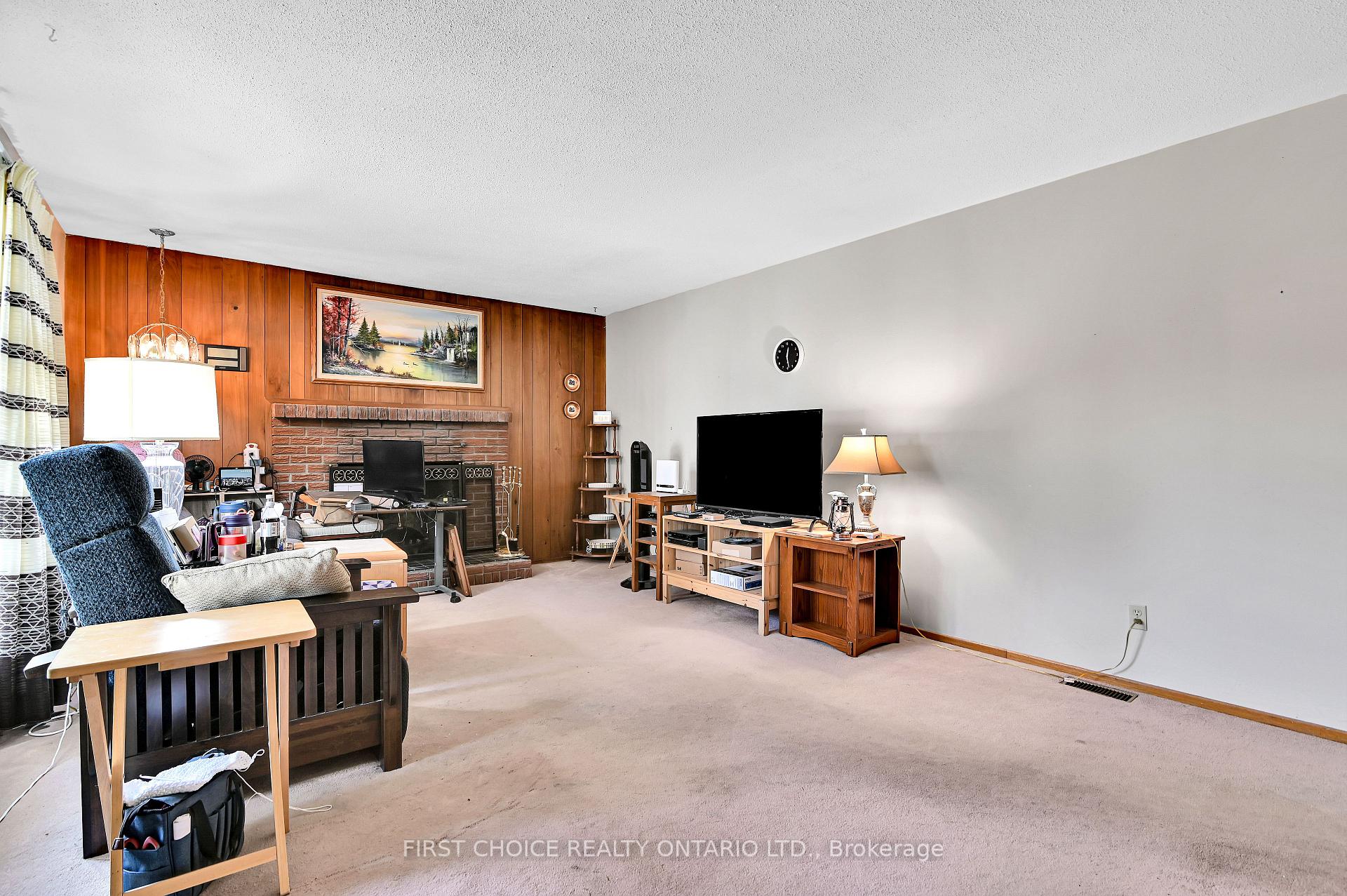 Photo 15 of 1577 Claymor Avenue, Ottawa, Carleton Heights — HOMEH