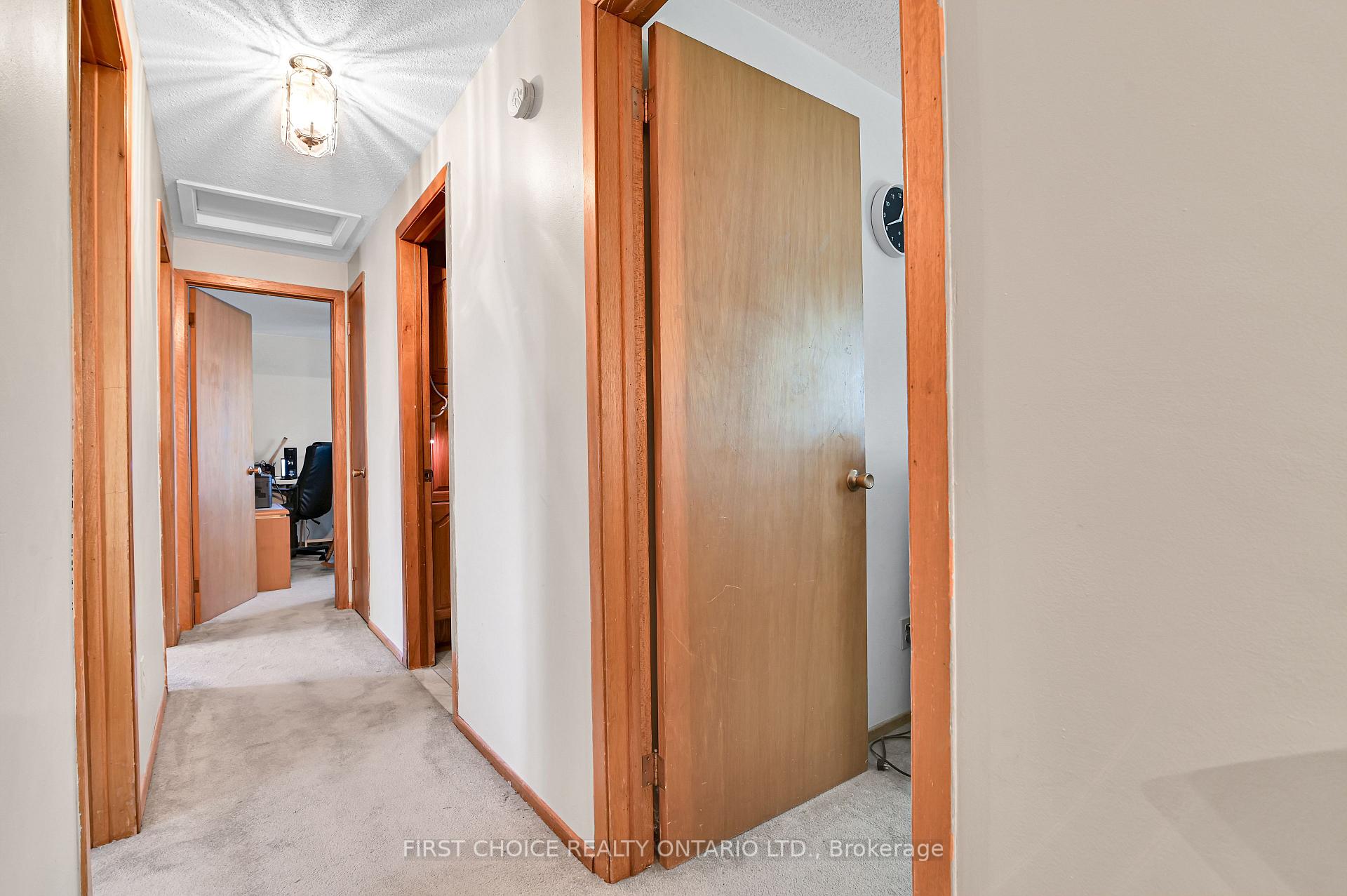 Photo 17 of 1577 Claymor Avenue, Ottawa, Carleton Heights — HOMEH