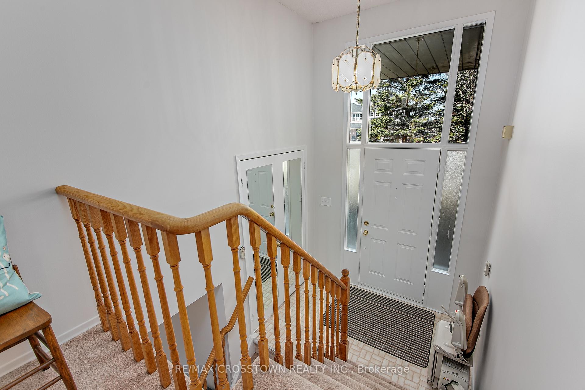 Photo 6 of 2285 Meadowland Street, Innisfil, Churchill — HOMEH