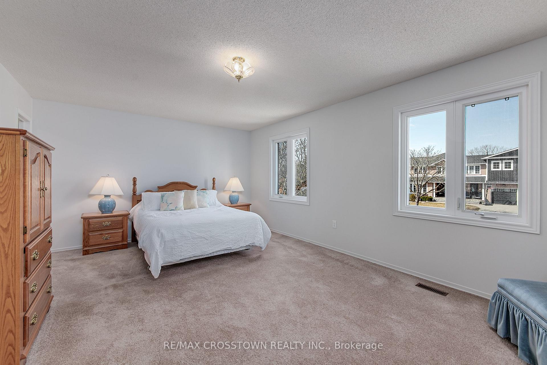 Photo 18 of 2285 Meadowland Street, Innisfil, Churchill — HOMEH
