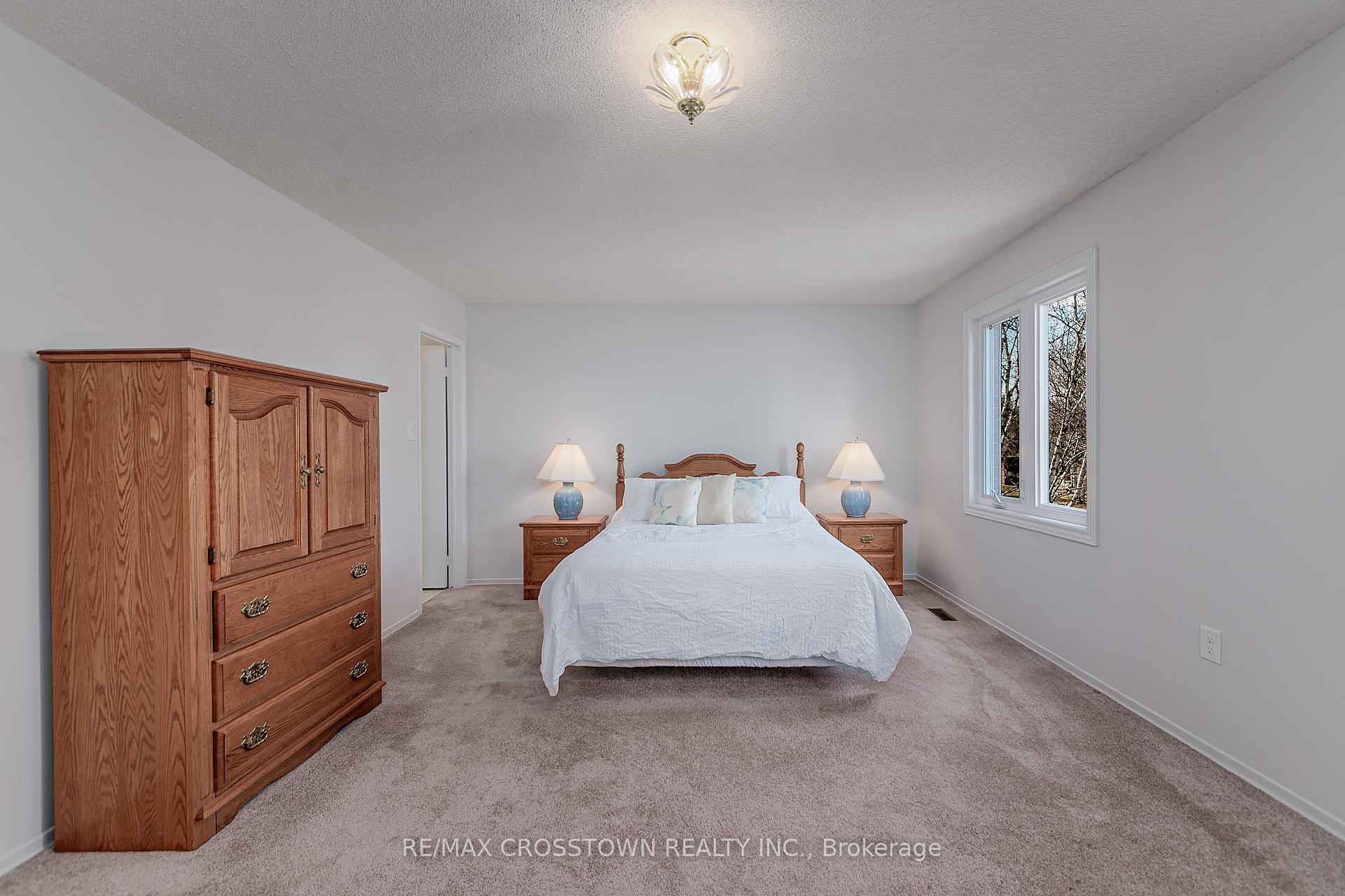Photo 20 of 2285 Meadowland Street, Innisfil, Churchill — HOMEH