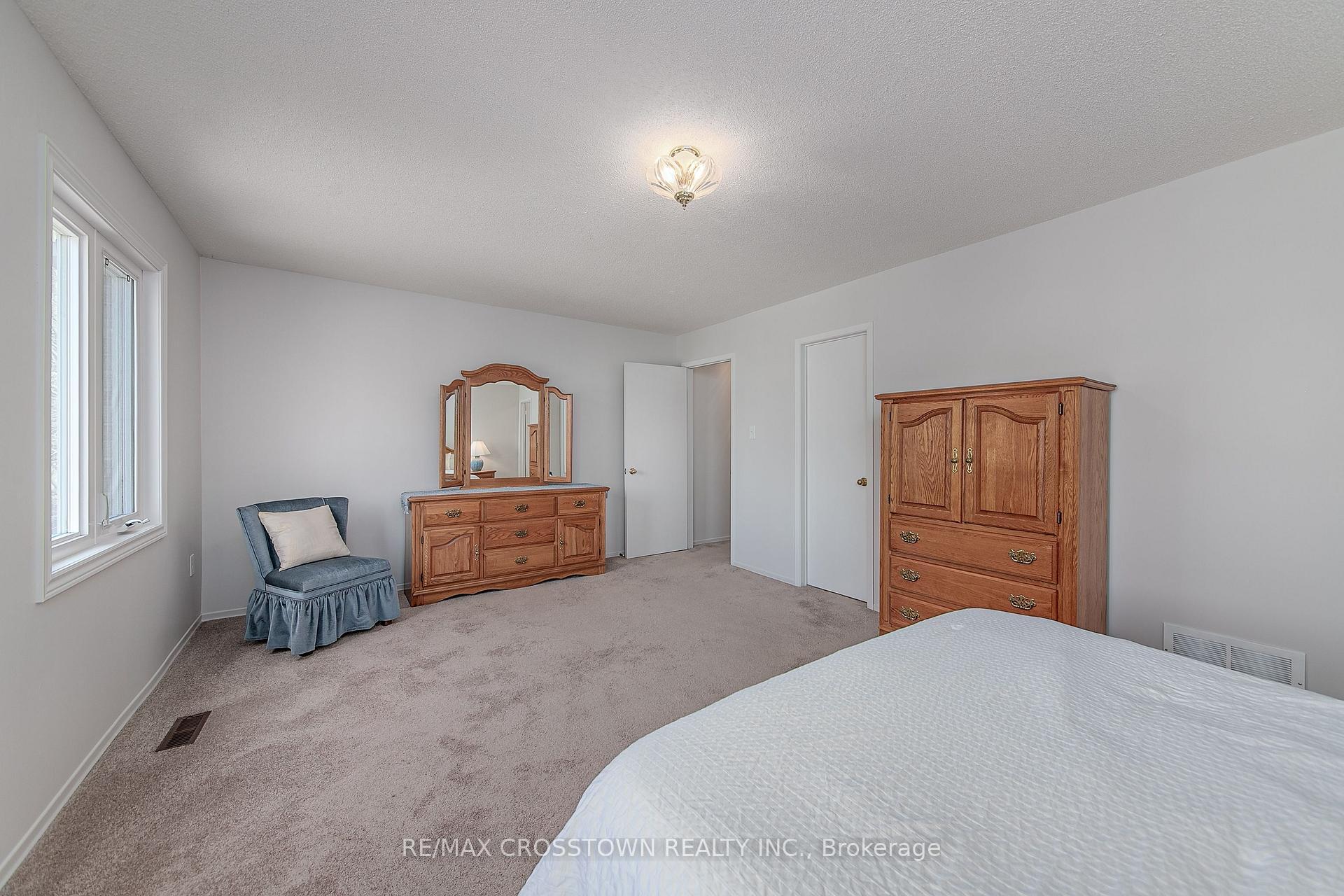 Photo 21 of 2285 Meadowland Street, Innisfil, Churchill — HOMEH