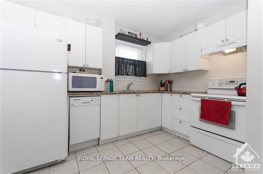 Photo 9 of 1344 Normandy Crescent, Ottawa, Carleton Heights — HOMEH