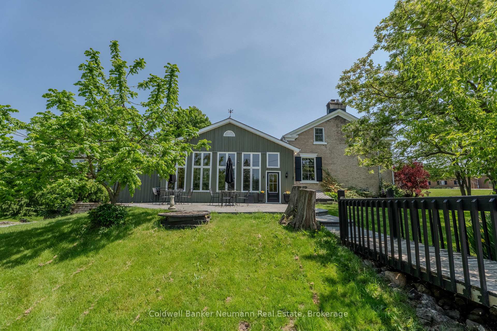 Photo 32 of 10553 Guelph Line, Milton, Rural Milton West — HOMEH