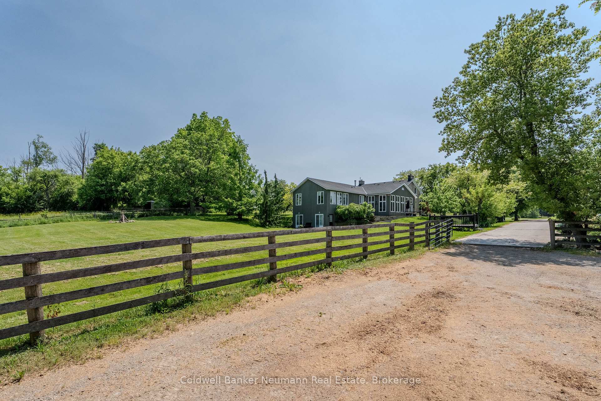 Photo 15 of 10553 Guelph Line, Milton, Rural Milton West — HOMEH