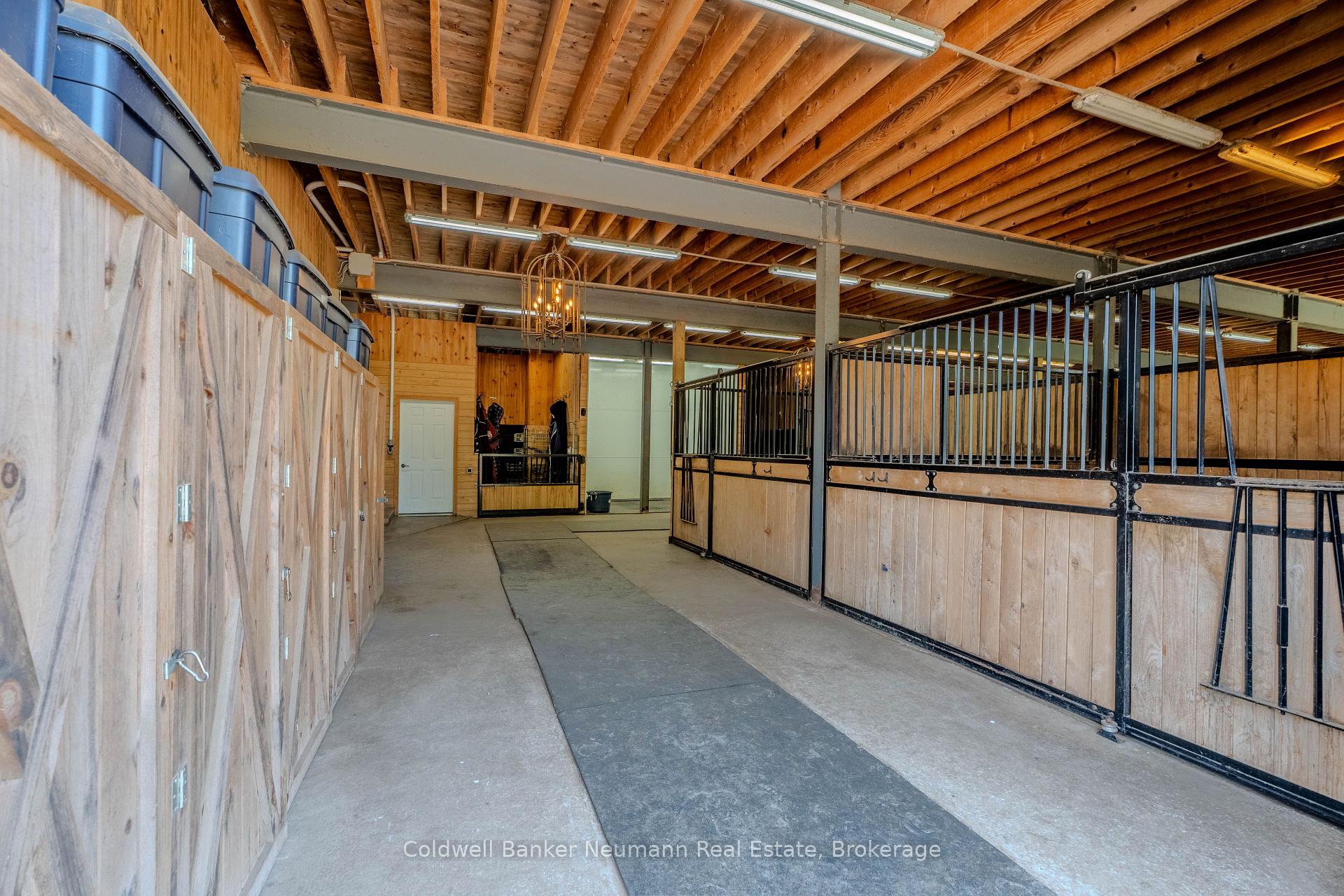 Photo 21 of 10553 Guelph Line, Milton, Rural Milton West — HOMEH