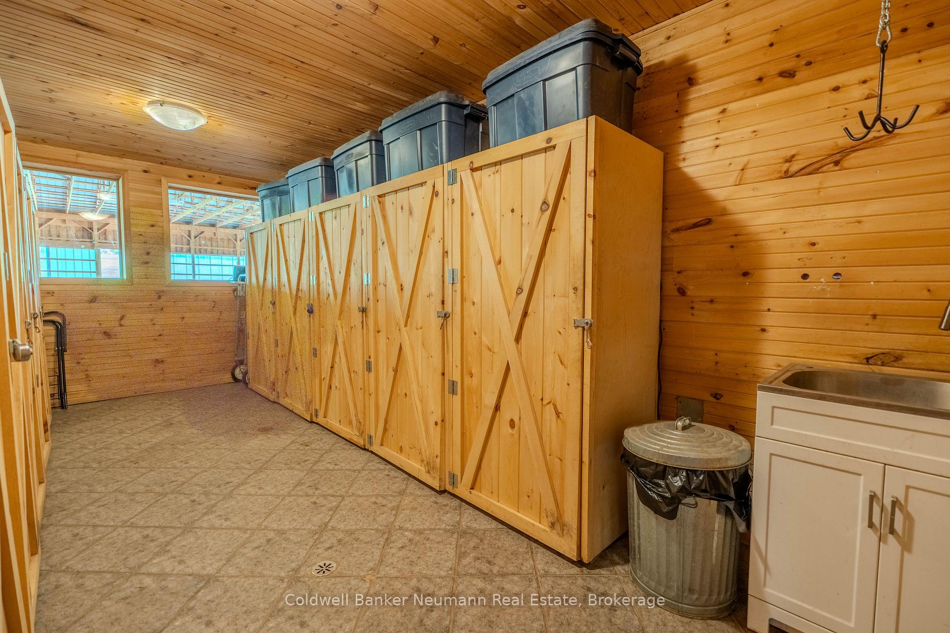 Photo 34 of 10553 Guelph Line, Milton, Rural Milton West — HOMEH