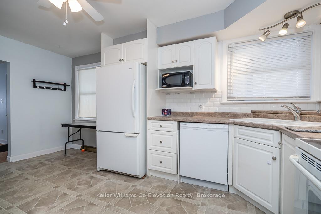 Photo 5 of 162 Lindsay Street, Midland — HOMEH