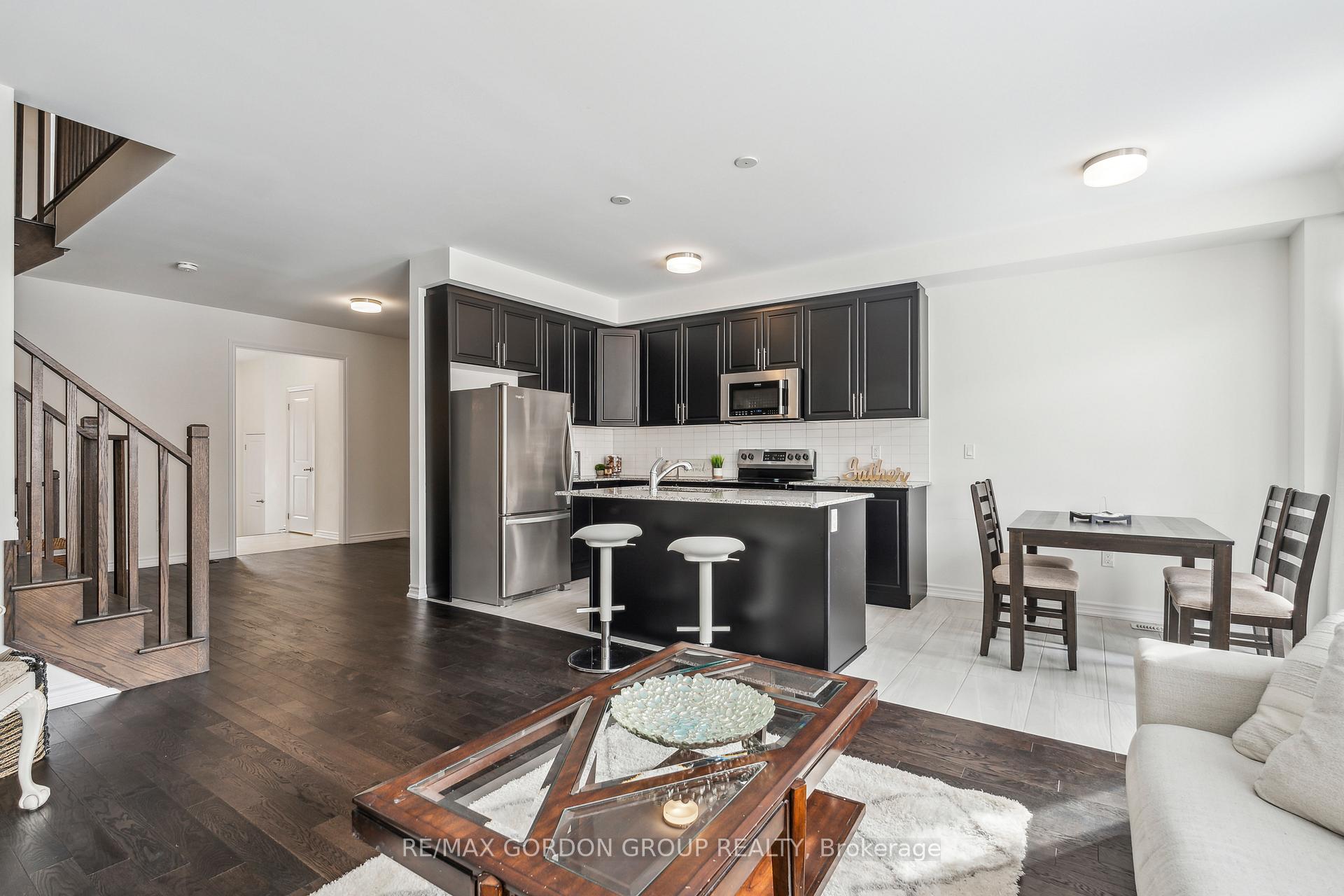 Photo 10 of 1461 Blackmore Street, Innisfil, Alcona — HOMEH