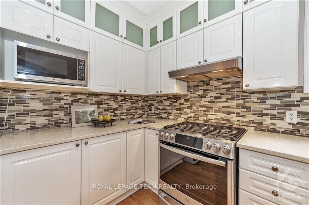Photo 11 of 44 Grengold Way, Ottawa, Kanata - Kanata Lakes/Heritage Hills — HOMEH
