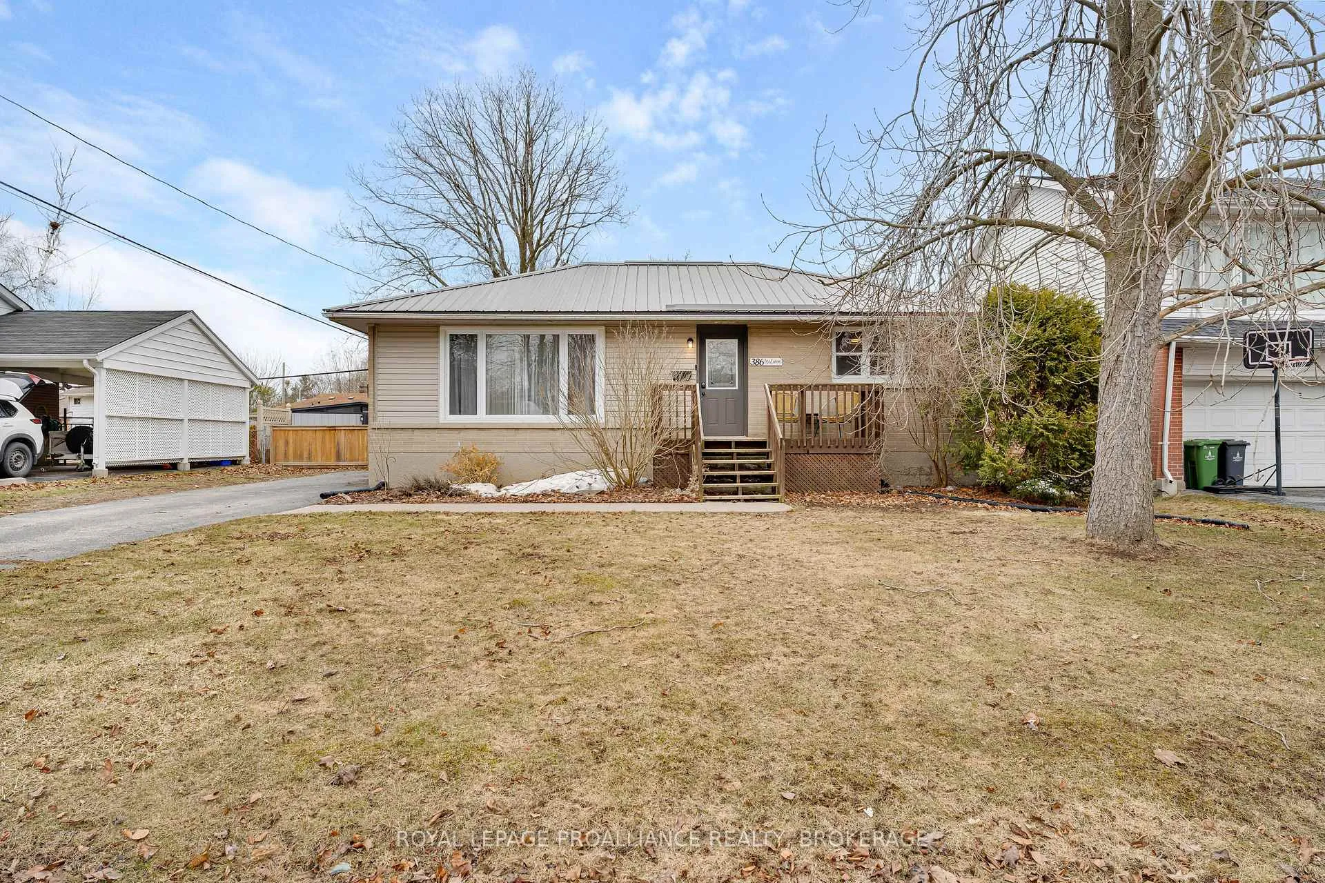 Photo 2 of 386 McEwen Drive, Kingston, City Southwest — HOMEH