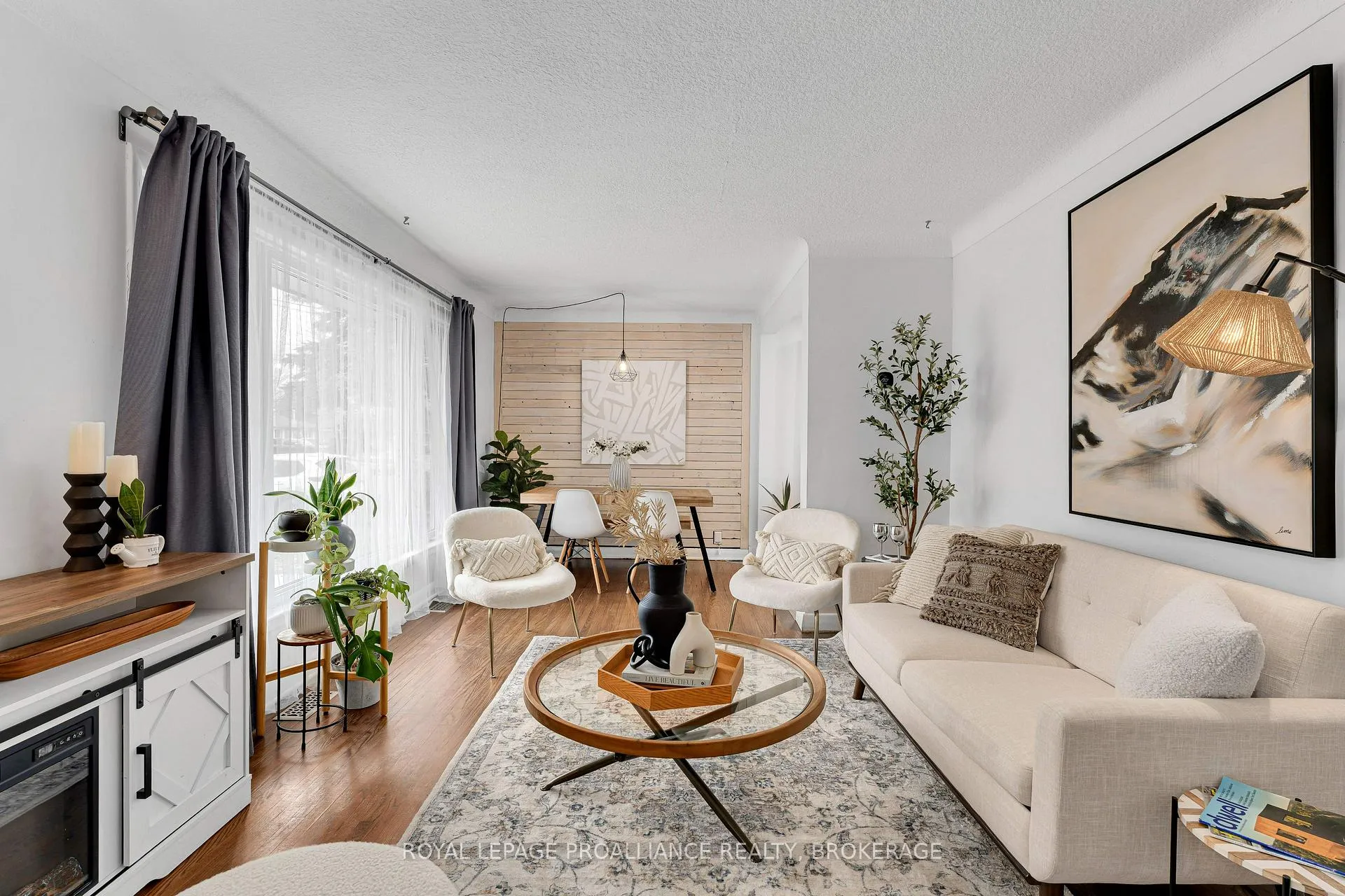 Photo 8 of 386 McEwen Drive, Kingston, City Southwest — HOMEH