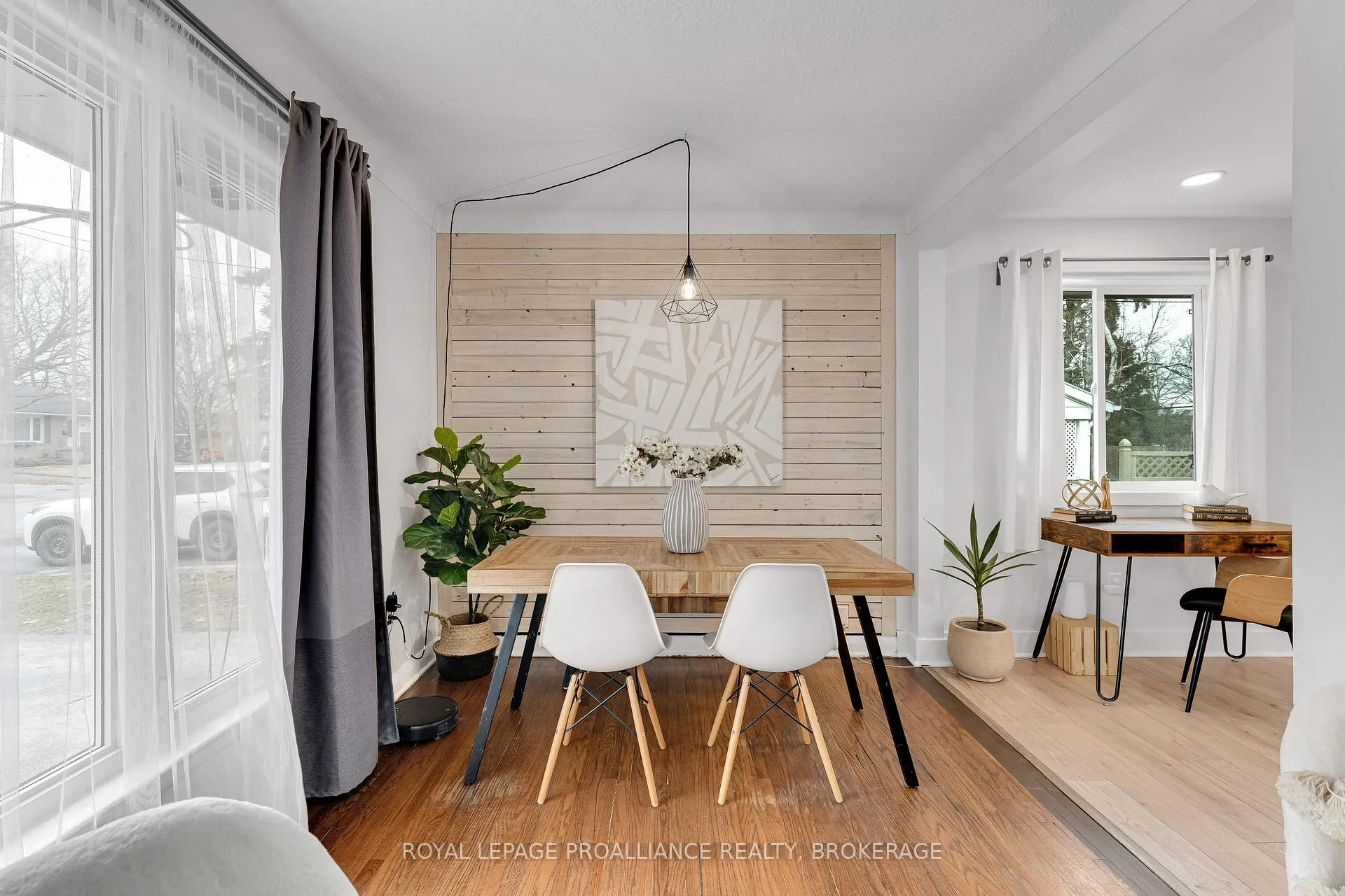 Photo 9 of 386 McEwen Drive, Kingston, City Southwest — HOMEH