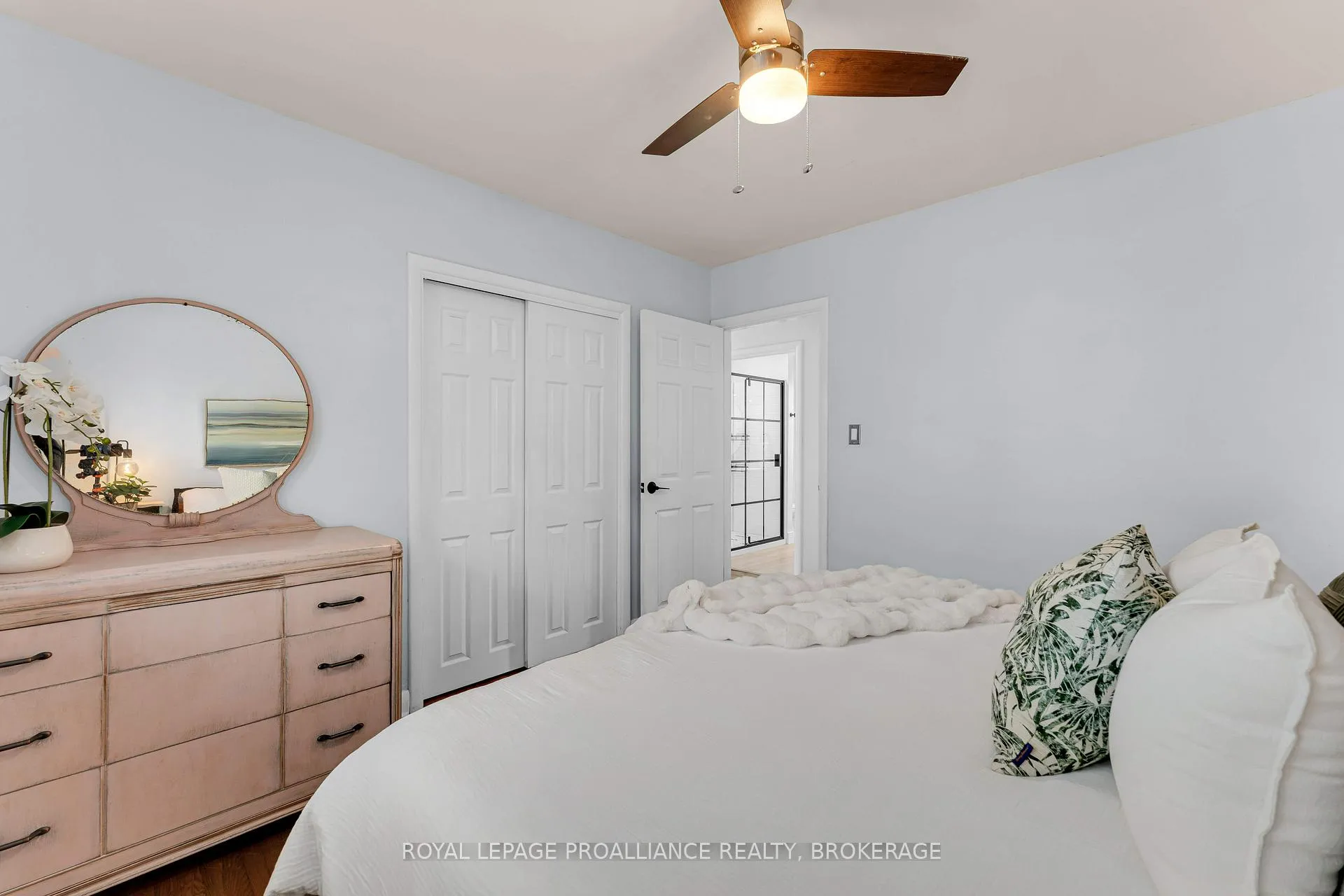 Photo 19 of 386 McEwen Drive, Kingston, City Southwest — HOMEH
