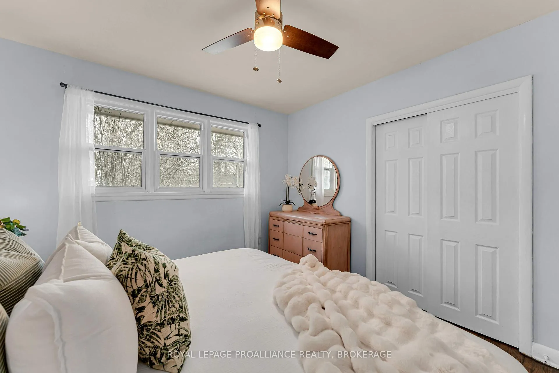 Photo 20 of 386 McEwen Drive, Kingston, City Southwest — HOMEH