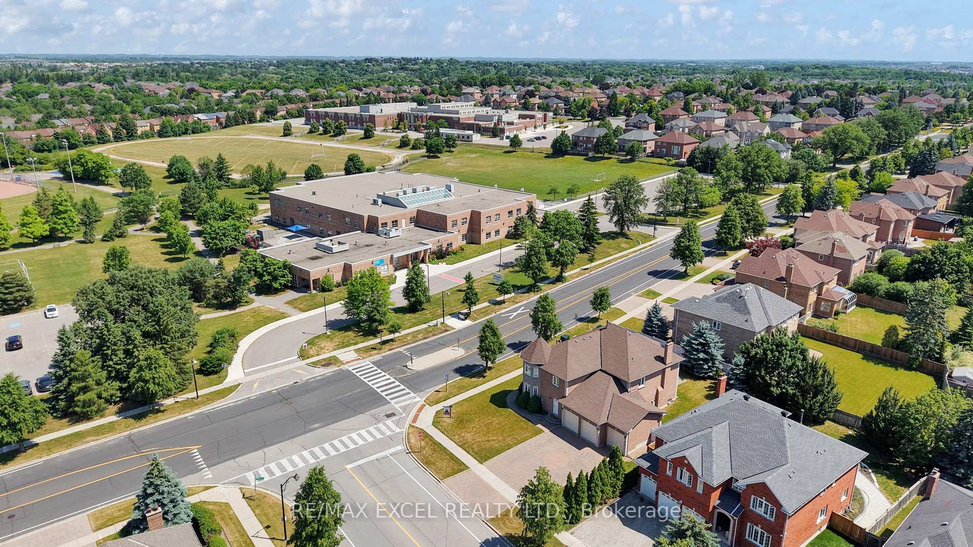 Photo 8 of 35 Townson Road, Markham, Cachet — HOMEH