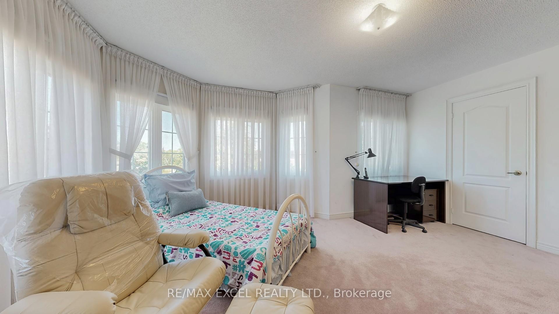 Photo 37 of 35 Townson Road, Markham, Cachet — HOMEH
