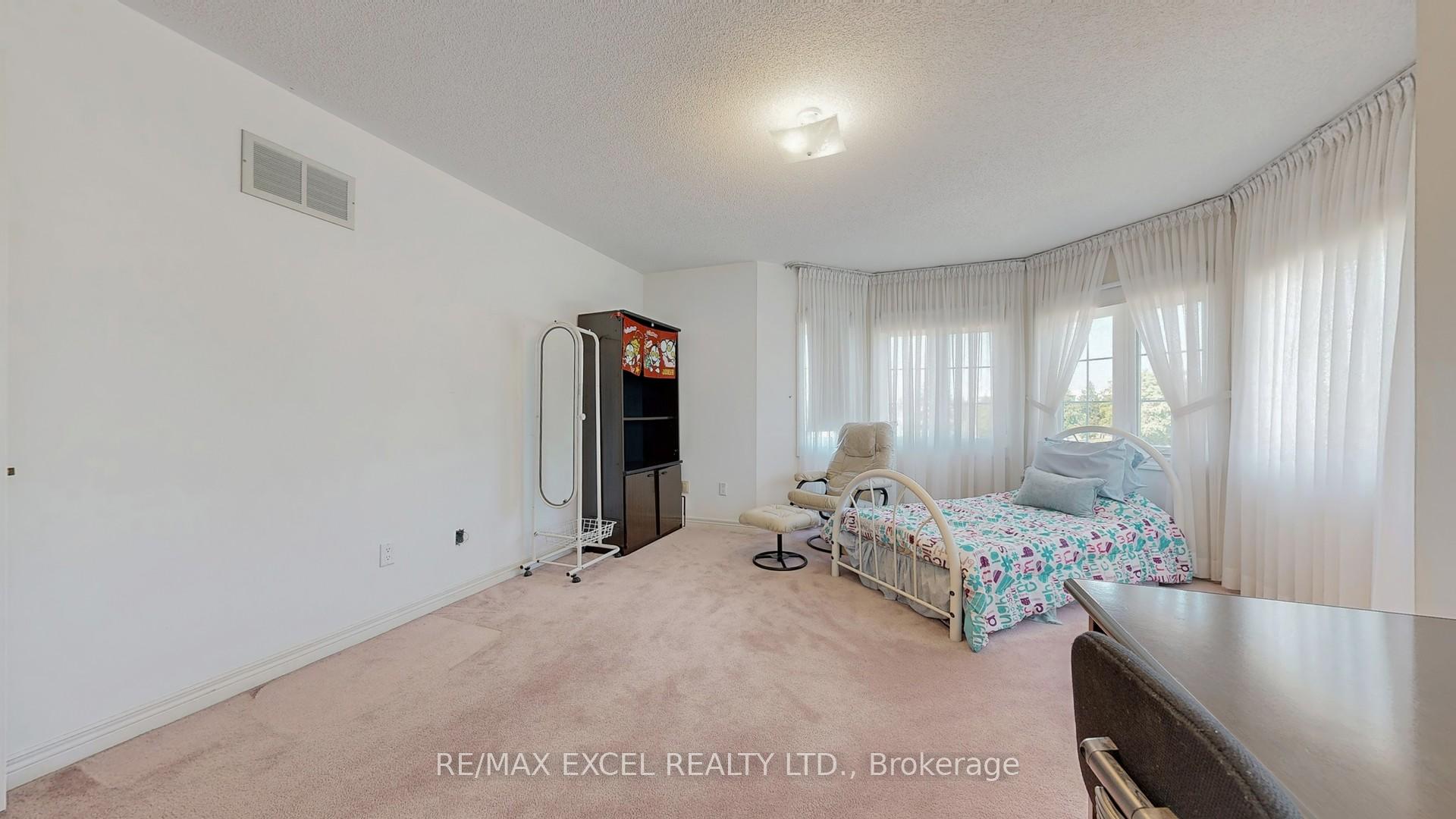 Photo 38 of 35 Townson Road, Markham, Cachet — HOMEH