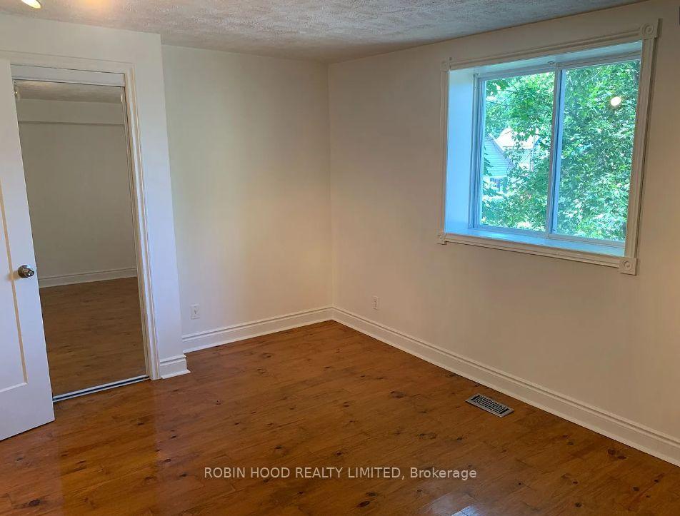 Photo 2 of Unit Apt #2, 393 Colborne Street, Midland — HOMEH