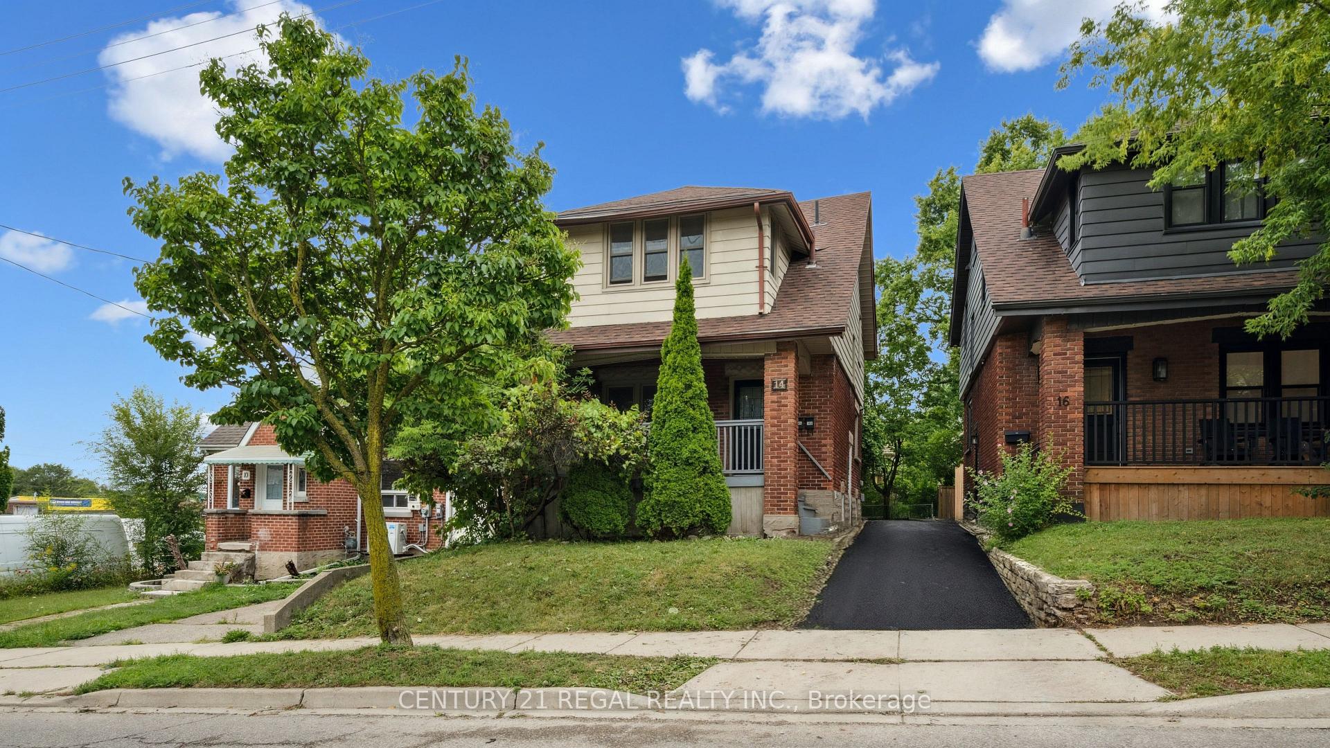 Front of 14 Stirling Avenue N