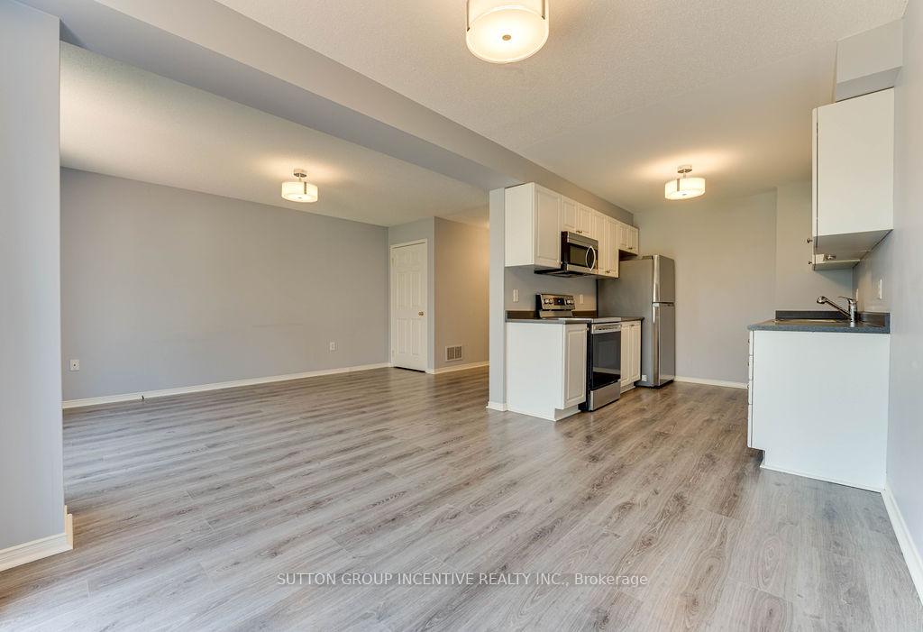 Photo 7 of 144 Southwinds Crescent, Midland — HOMEH