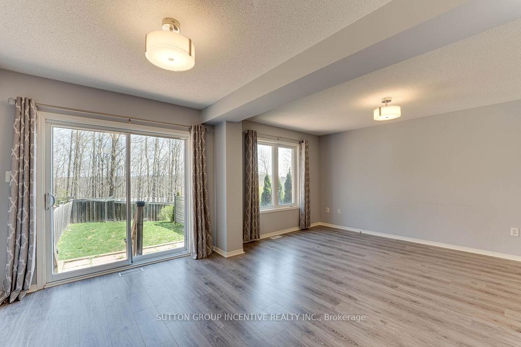Photo 12 of 144 Southwinds Crescent, Midland — HOMEH