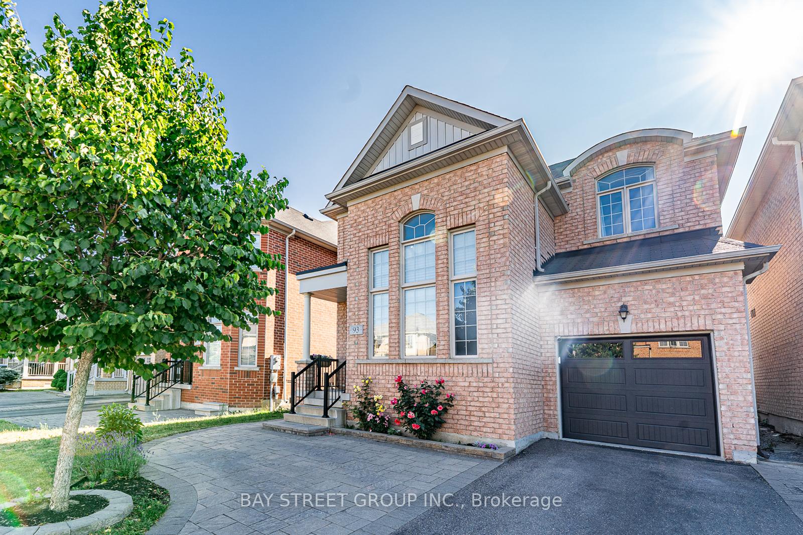 Photo 2 of 93 Evershot Crescent, Markham, Wismer — HOMEH