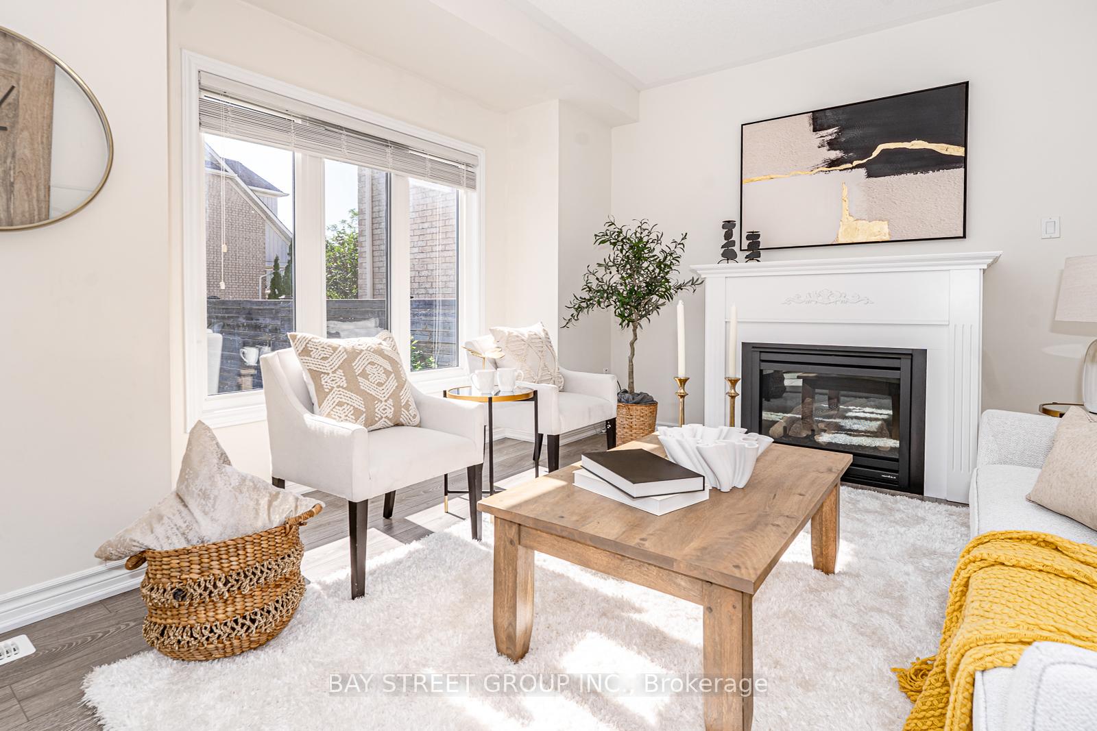 Photo 11 of 93 Evershot Crescent, Markham, Wismer — HOMEH