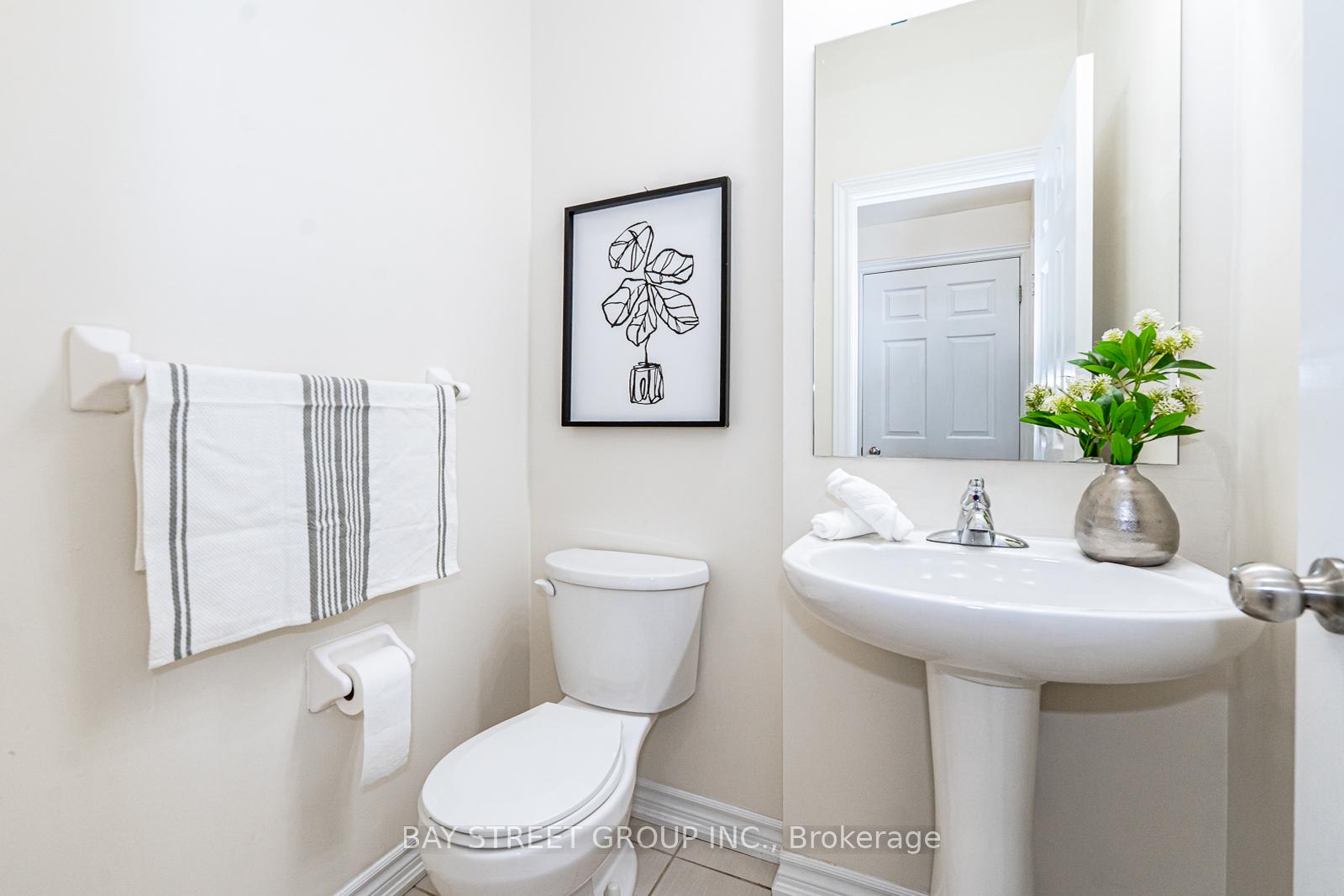 Photo 16 of 93 Evershot Crescent, Markham, Wismer — HOMEH