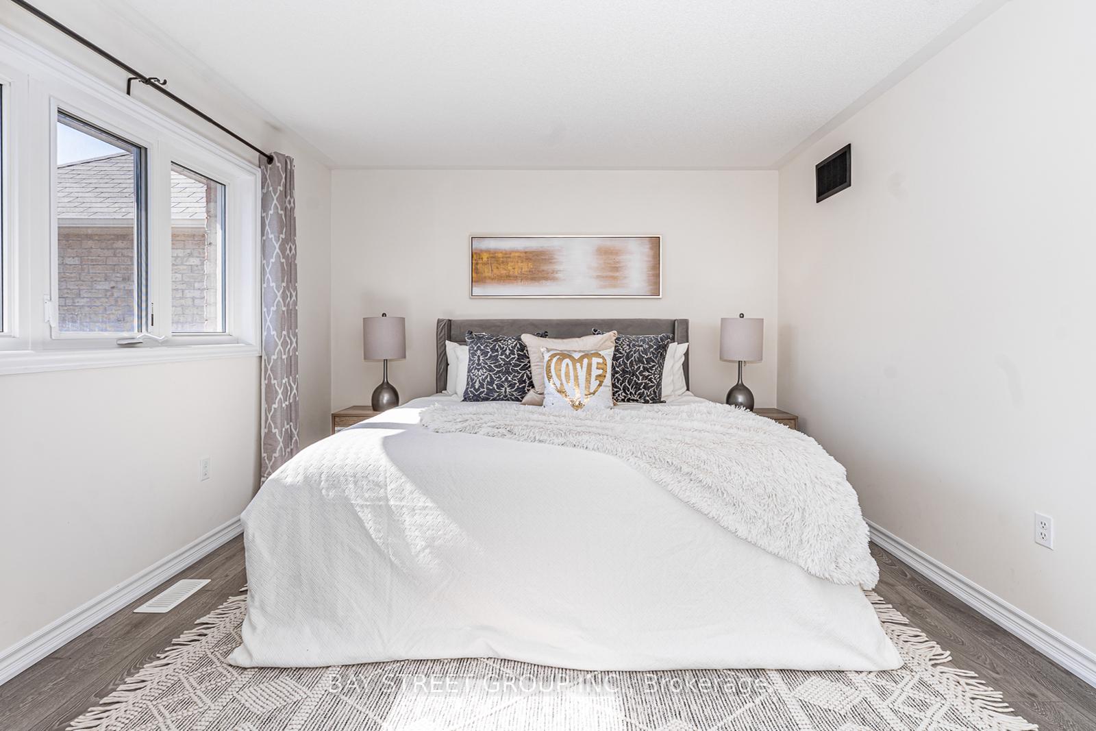 Photo 18 of 93 Evershot Crescent, Markham, Wismer — HOMEH