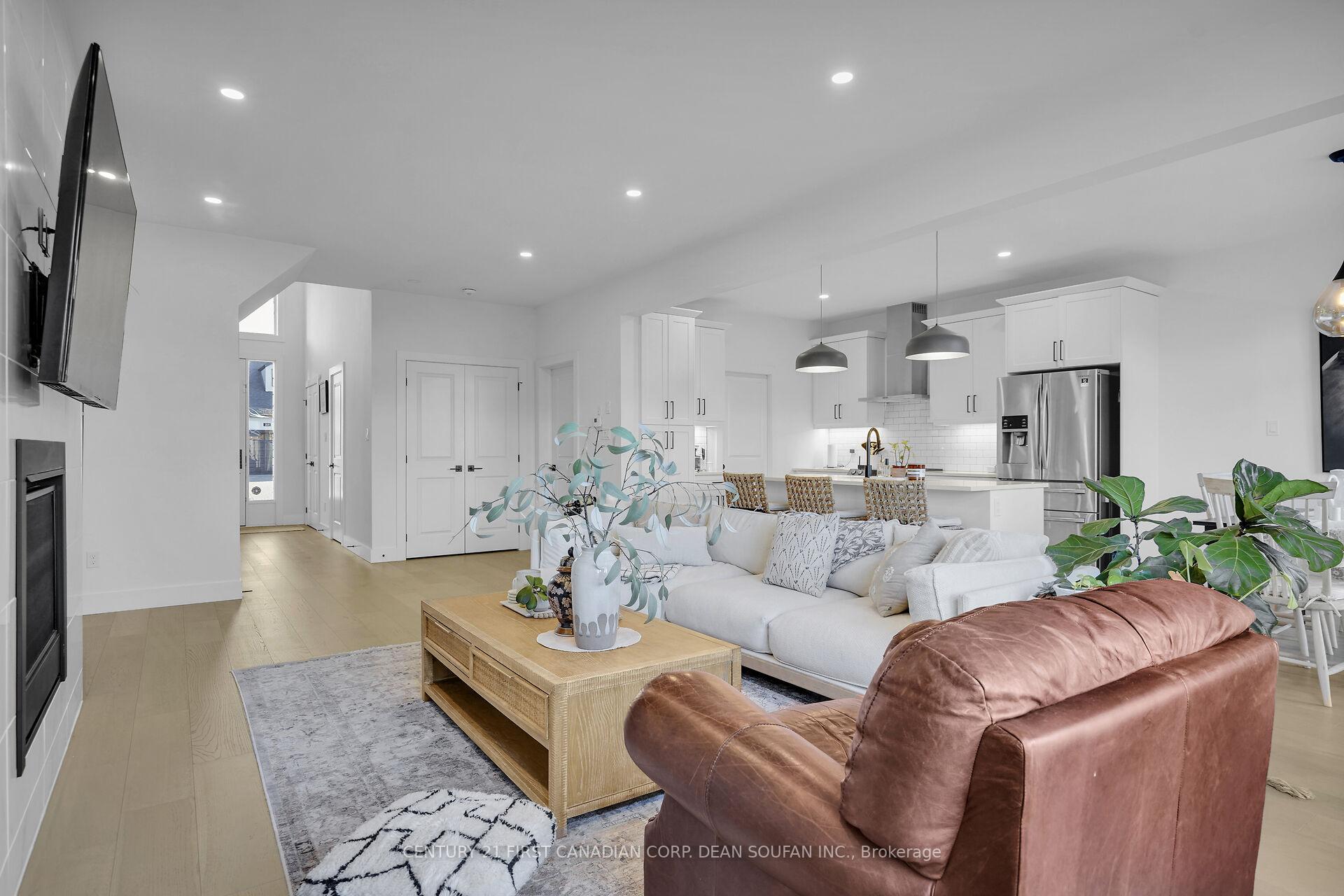 Photo 11 of 224 Winlow Way, Middlesex Centre, Kilworth — HOMEH