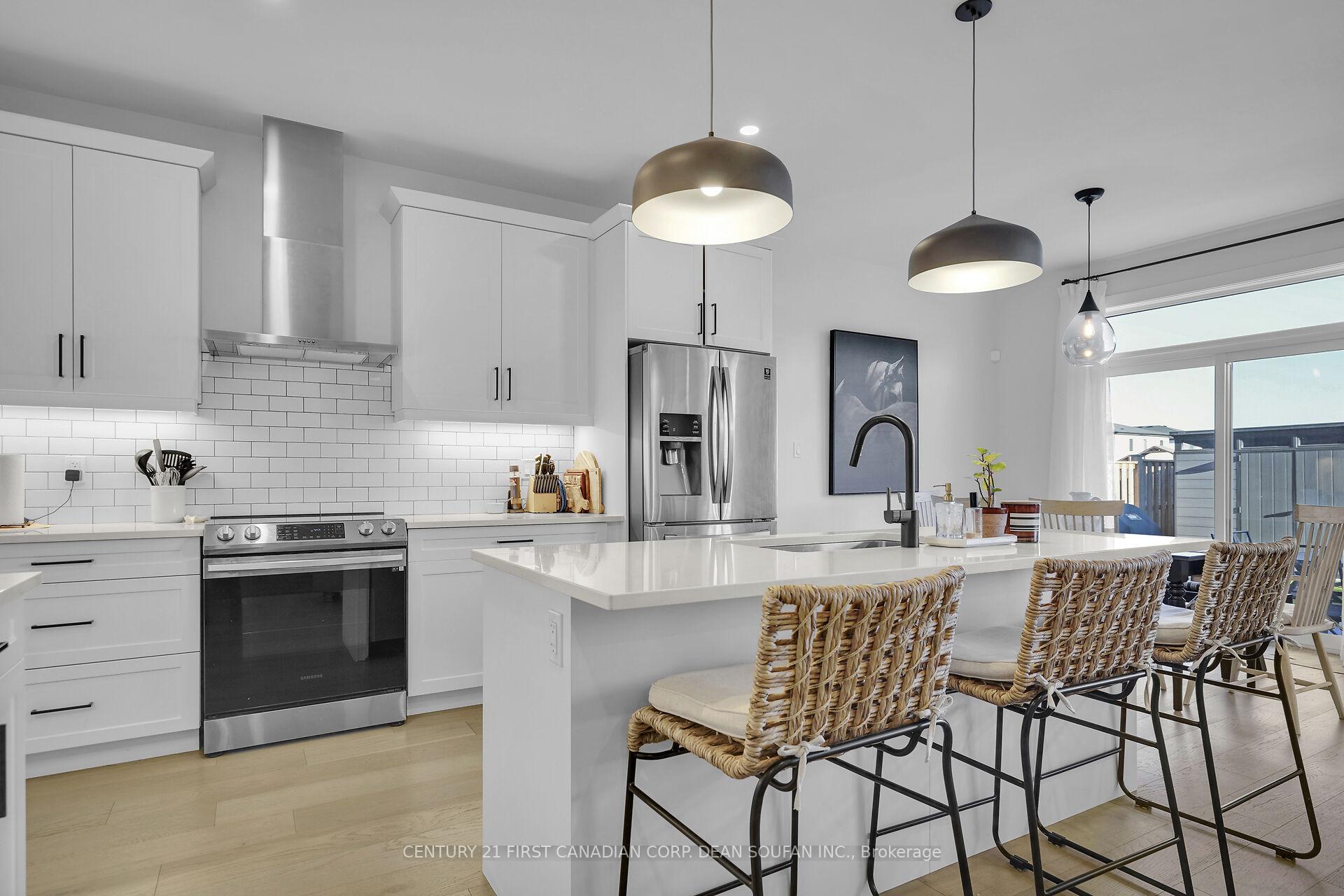 Photo 14 of 224 Winlow Way, Middlesex Centre, Kilworth — HOMEH