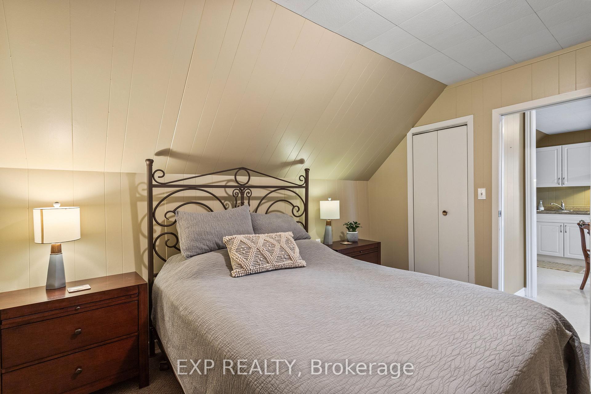 Photo 8 of Unit A, 11538 Longwoods Road, Middlesex Centre, Delaware Town — HOMEH