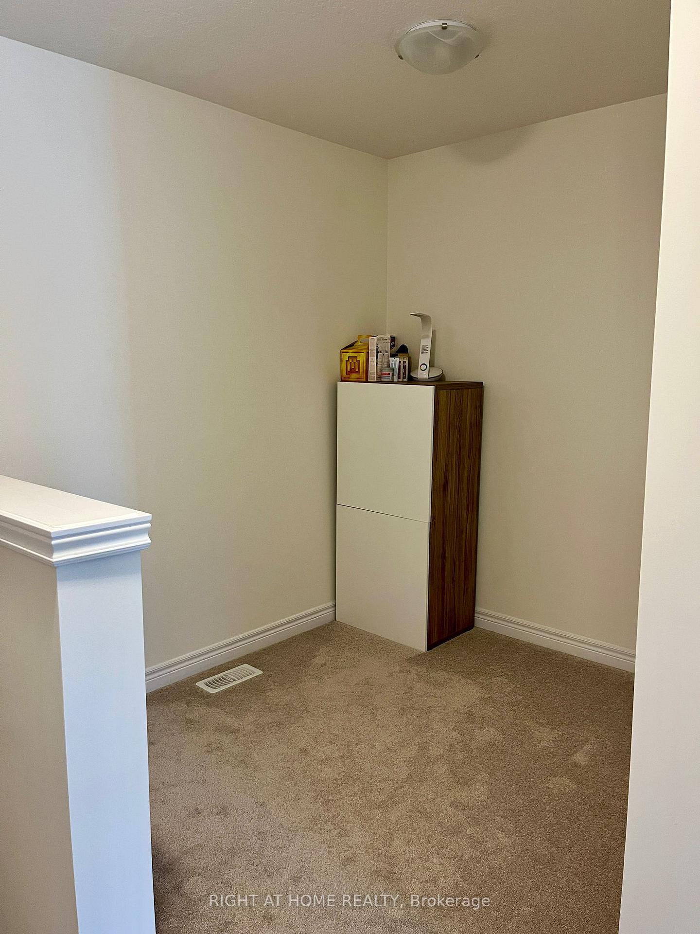 Photo 15 of Unit 43, 27 Rachel Drive, Hamilton, Winona Park — HOMEH