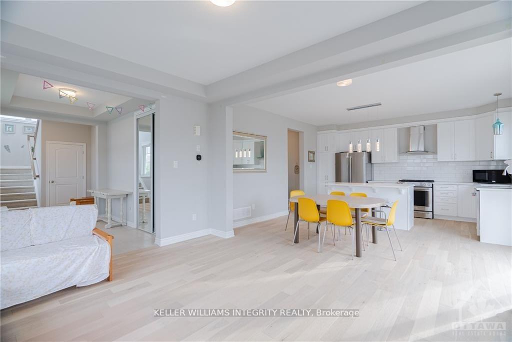 Photo 7 of 701 Brittanic Road, Ottawa, Kanata - Emerald Meadows/Trailwest — HOMEH
