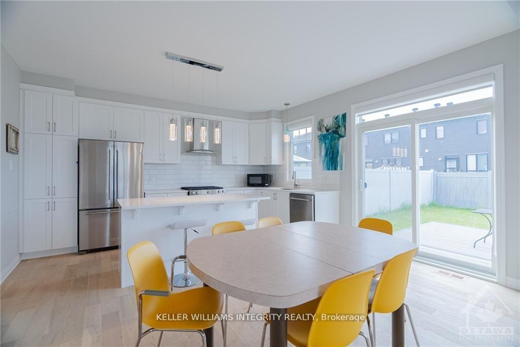 Photo 9 of 701 Brittanic Road, Ottawa, Kanata - Emerald Meadows/Trailwest — HOMEH